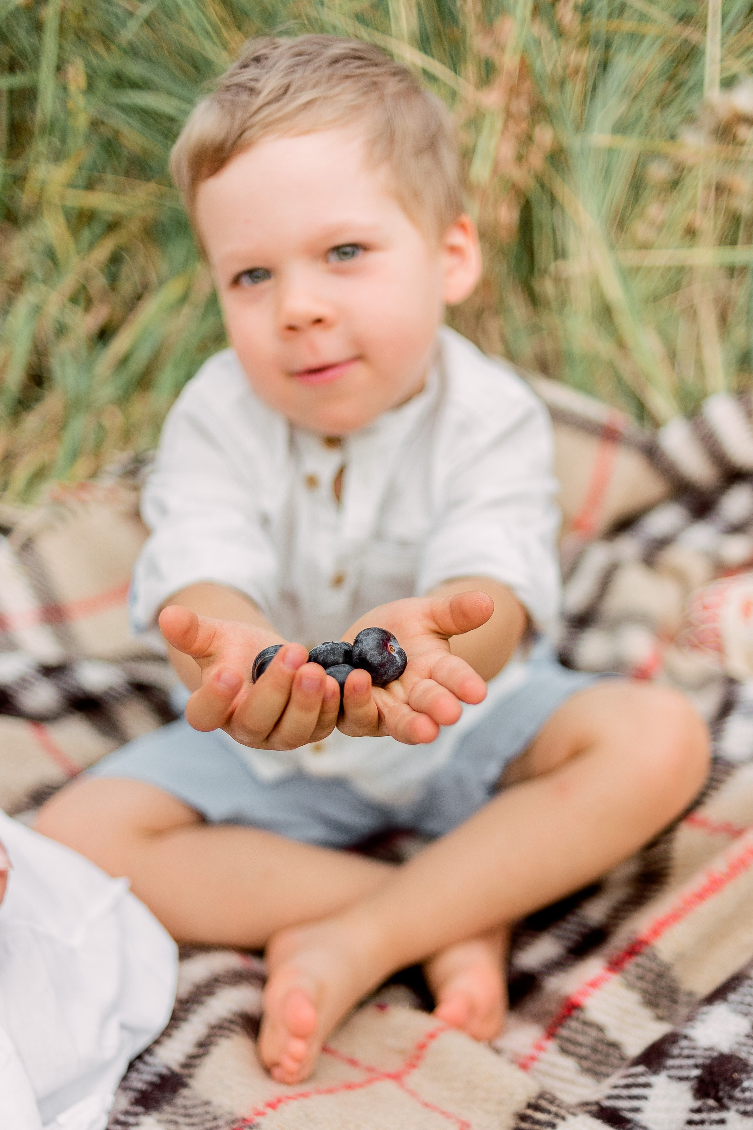 В поле. Фотограф Юлия Попова