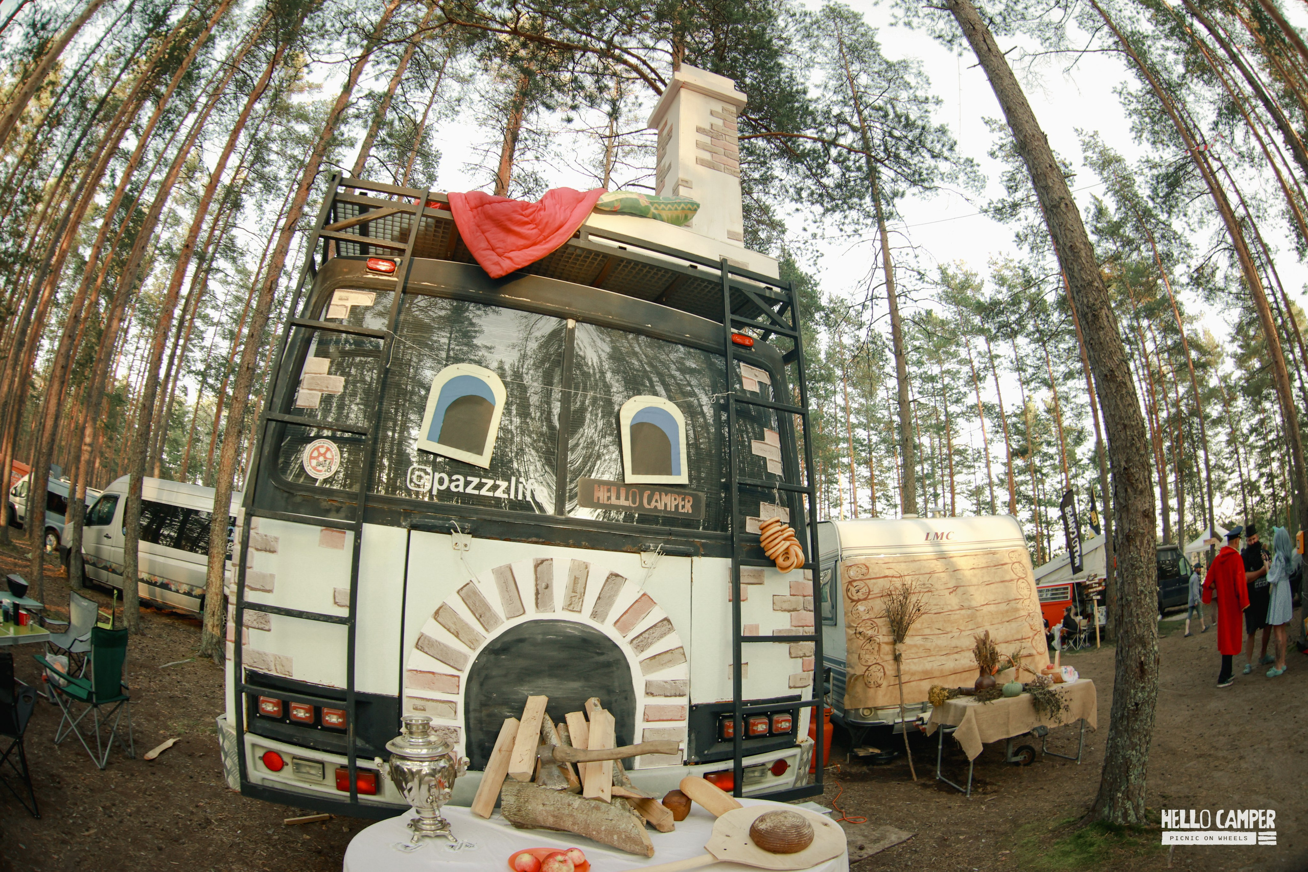Фестиваль Hello Camper закрытие 2024. Репортажный и портретный фотограф в Санктпетербурге. Видиосъемка мероприятий в Санкт-Петербурге