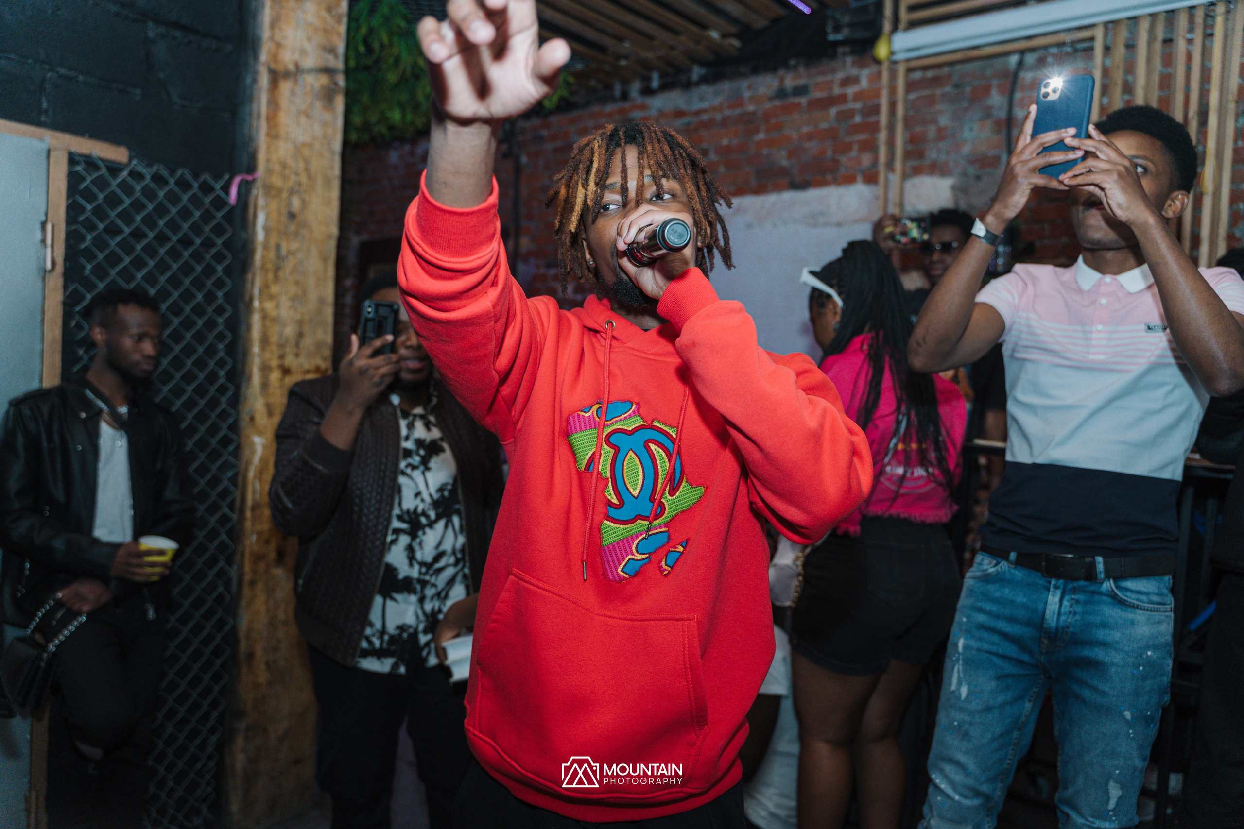 El Natic Album presntation. Я занимаюсь событийной, свадебной, товарной, студийной… фотографией