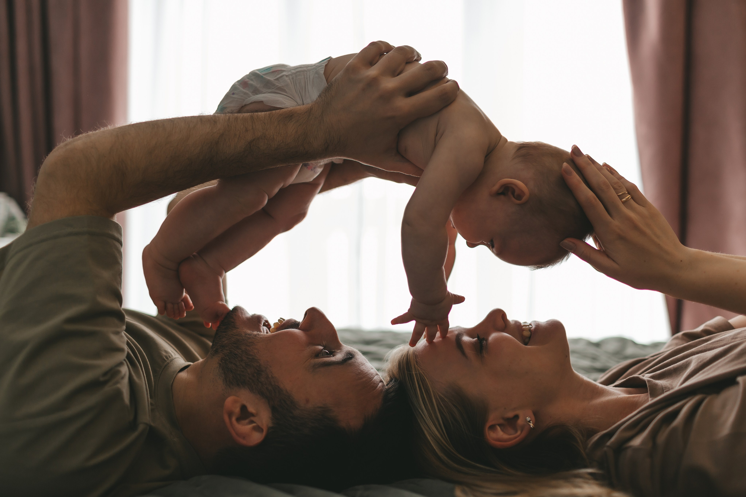 Женя, Юля и Вероника (домашняя фотосессия). Семейный и детский фотограф и видеограф в Москве, Дрокина Наталья