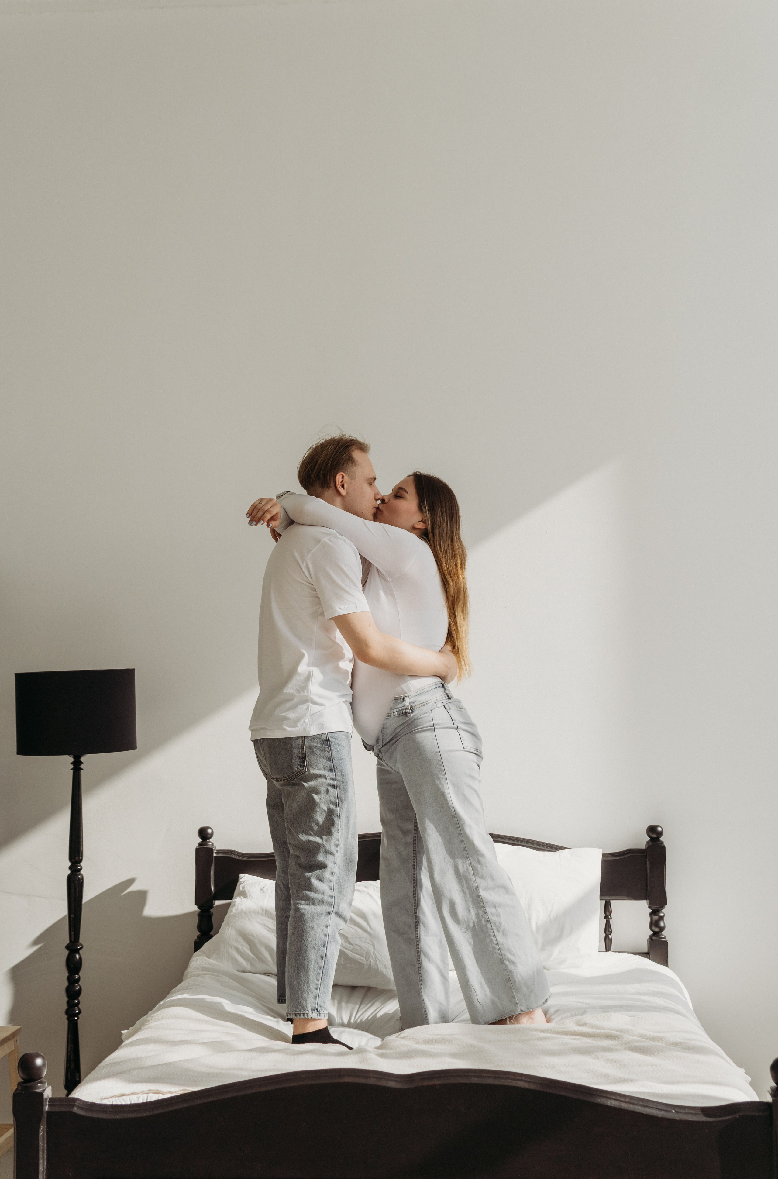 Maksim & Viktorya. Я — Алёна и я фотографирую красиво (е)