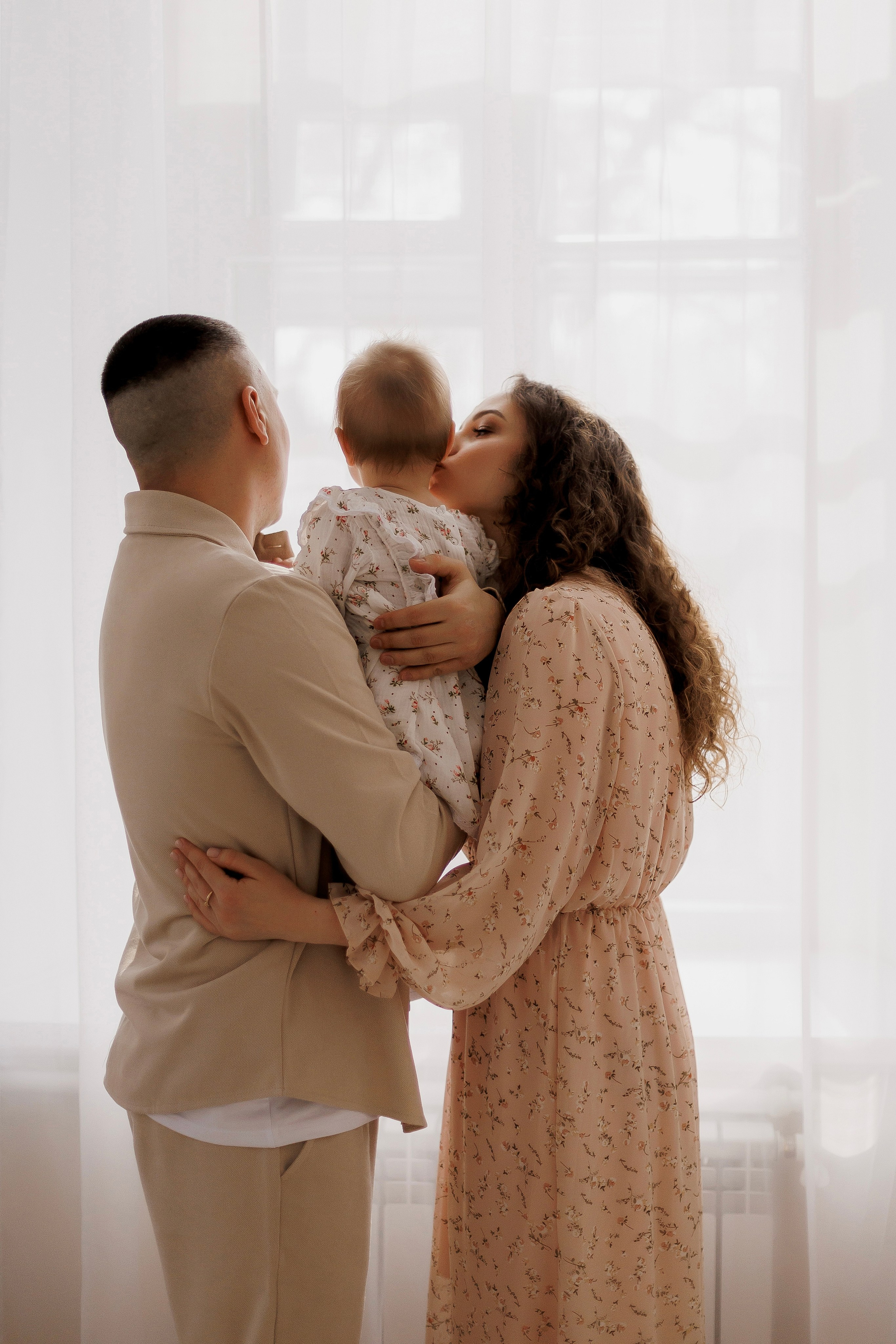 Алена, Максим и Ксюшенька. Свадебный и портретный фотограф в Миассе Филиппенко Дарья