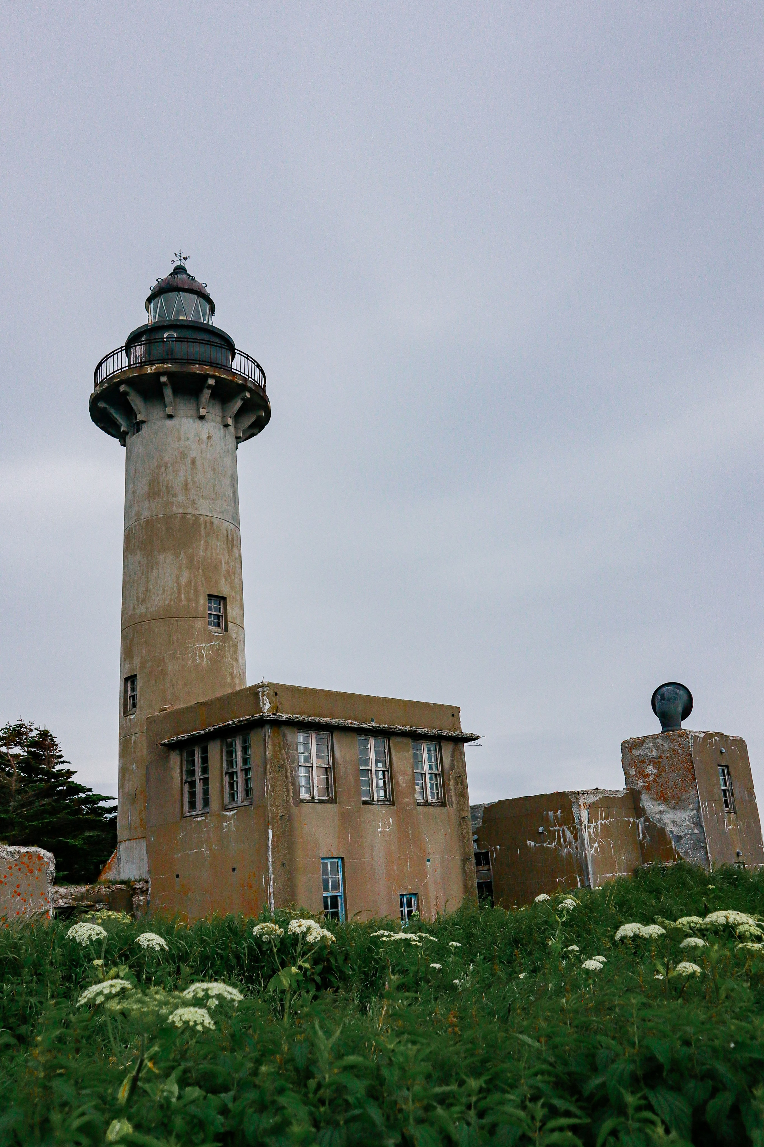 Маяк Тонин на мысе Свободном. Карафуто. Фотограф в Южно-Сахалинске Гусаков Евгений