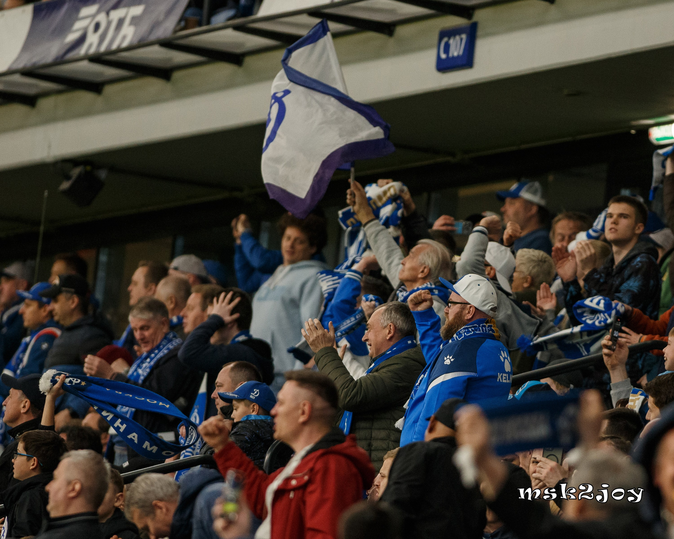 Фоторепортаж. РПЛ. Динамо — Зенит. Михаил Тоцкий портретный и репортажный фотограф в Москве