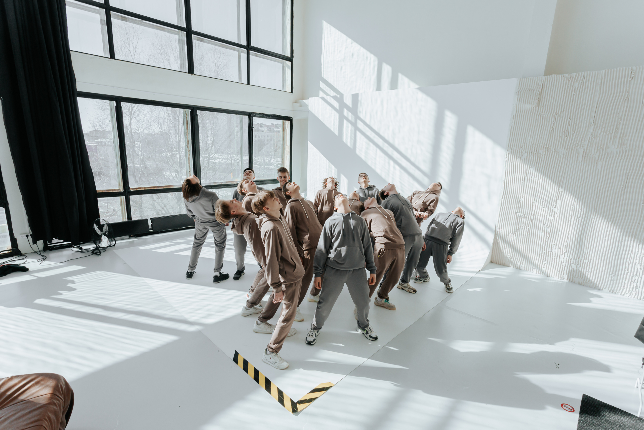 Фотосессия выпускного класса в студии. Свадебный фотограф в Витебске Дмитрий Кувшинов