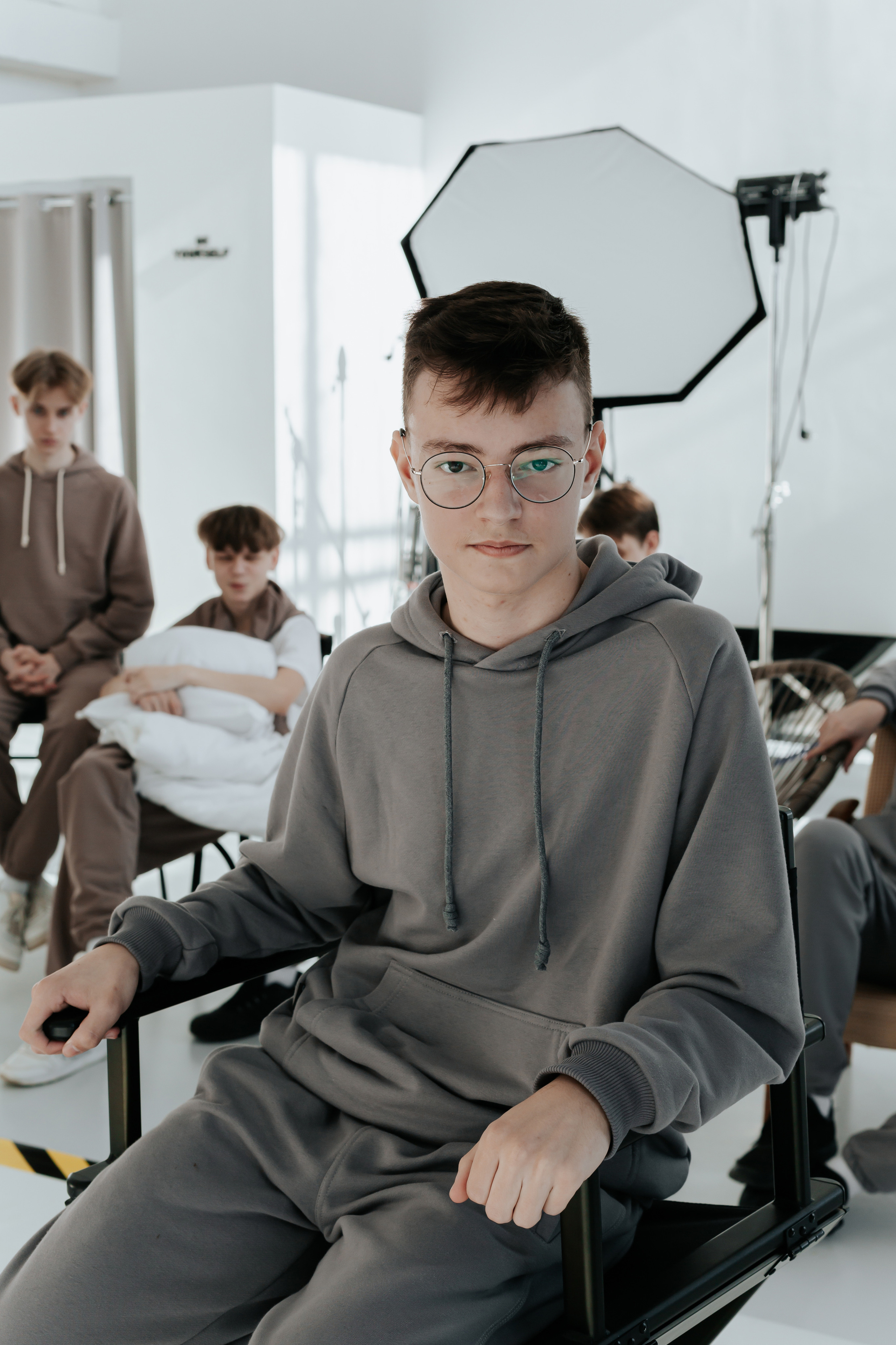 Фотосессия выпускного класса в студии. Свадебный фотограф в Витебске Дмитрий Кувшинов