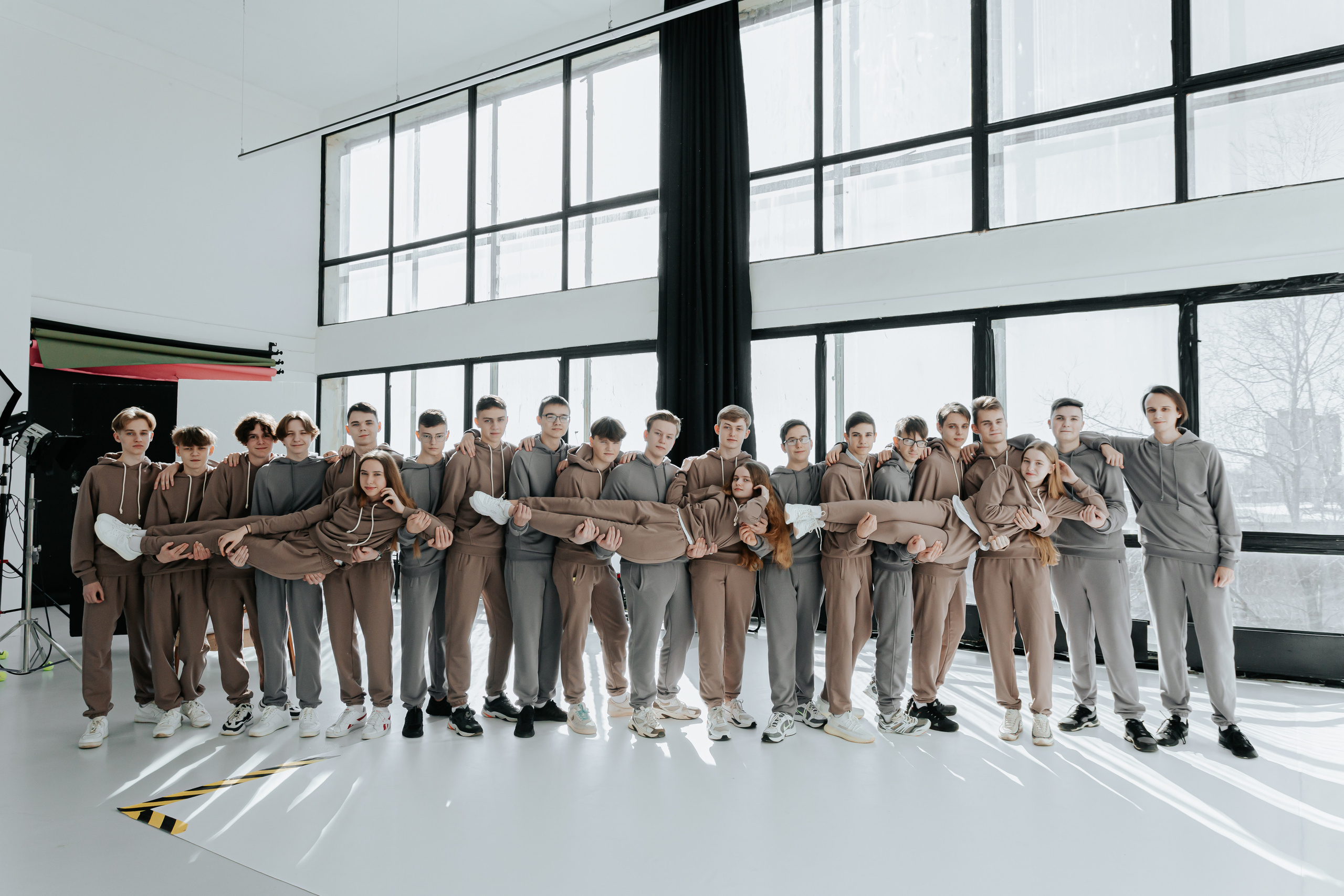 Фотосессия выпускного класса в студии. Свадебный фотограф в Витебске Дмитрий Кувшинов