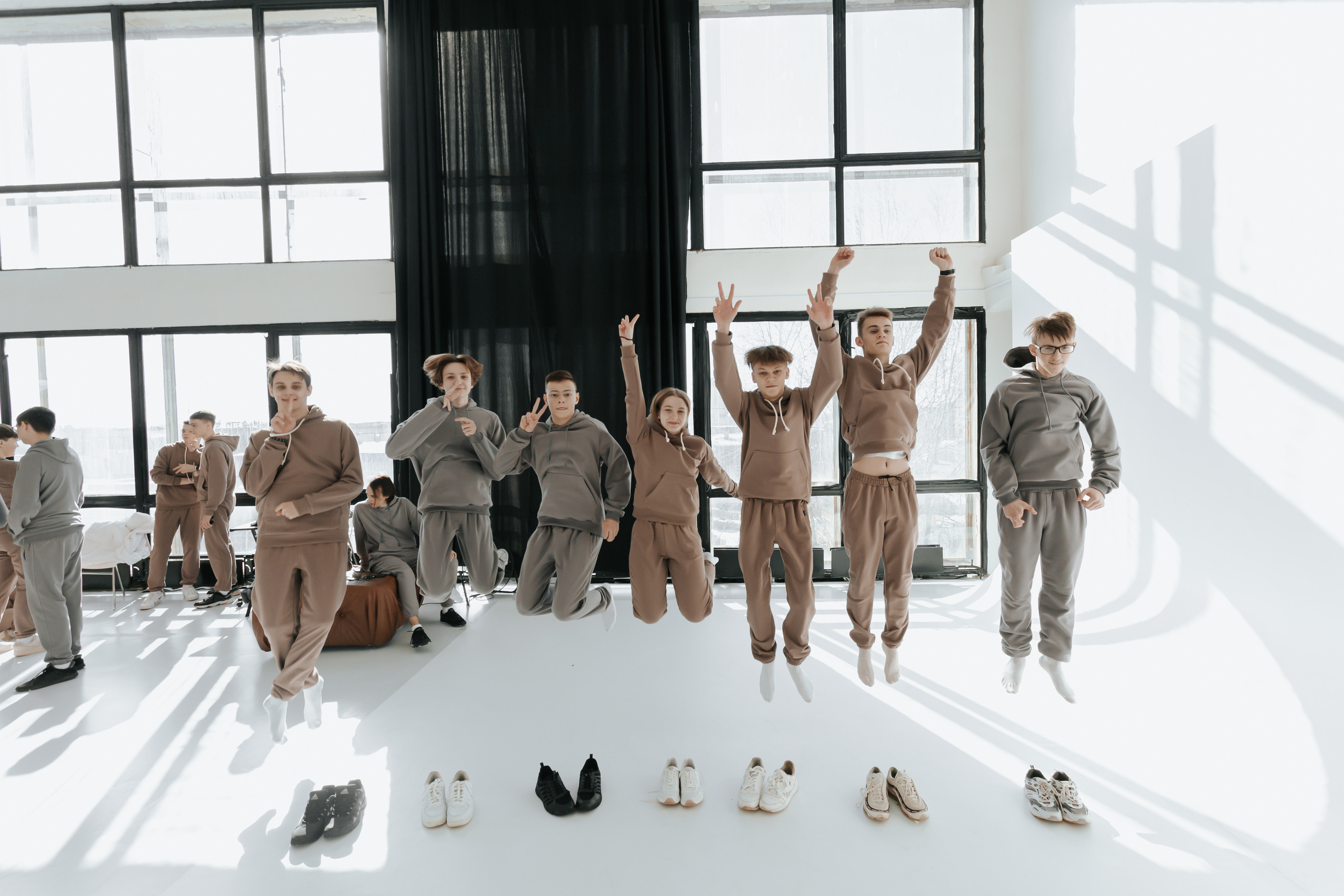 Фотосессия выпускного класса в студии. Свадебный фотограф в Витебске Дмитрий Кувшинов