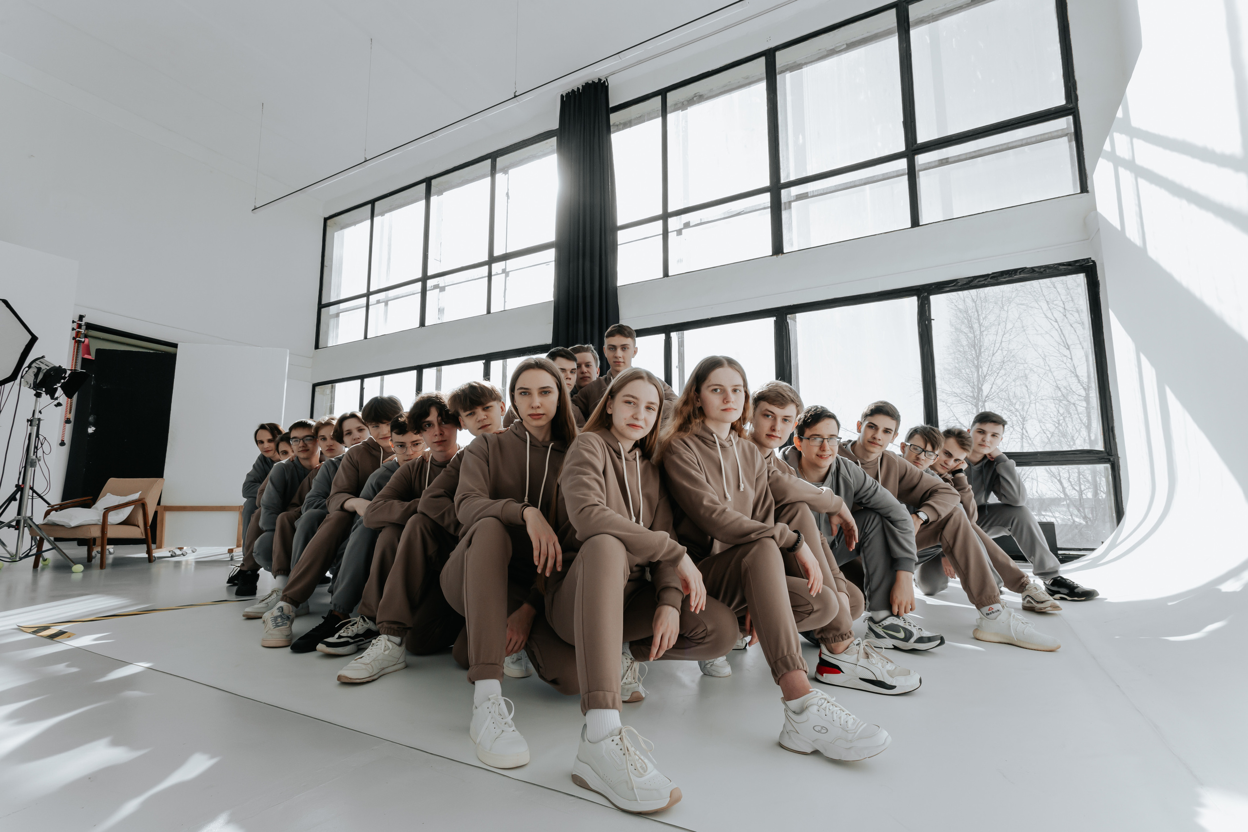 Фотосессия выпускного класса в студии. Свадебный фотограф в Витебске Дмитрий Кувшинов