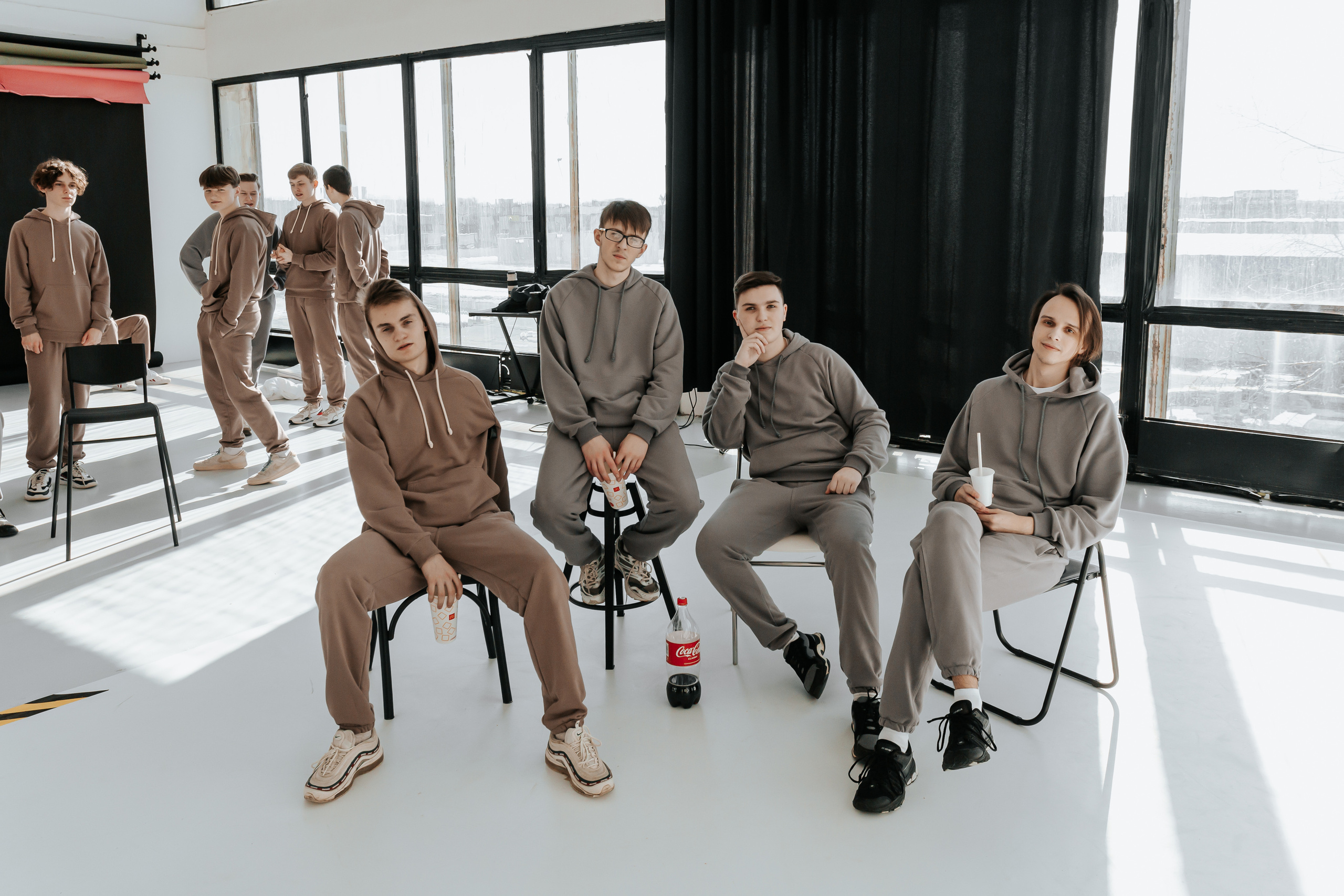 Фотосессия выпускного класса в студии. Свадебный фотограф в Витебске Дмитрий Кувшинов