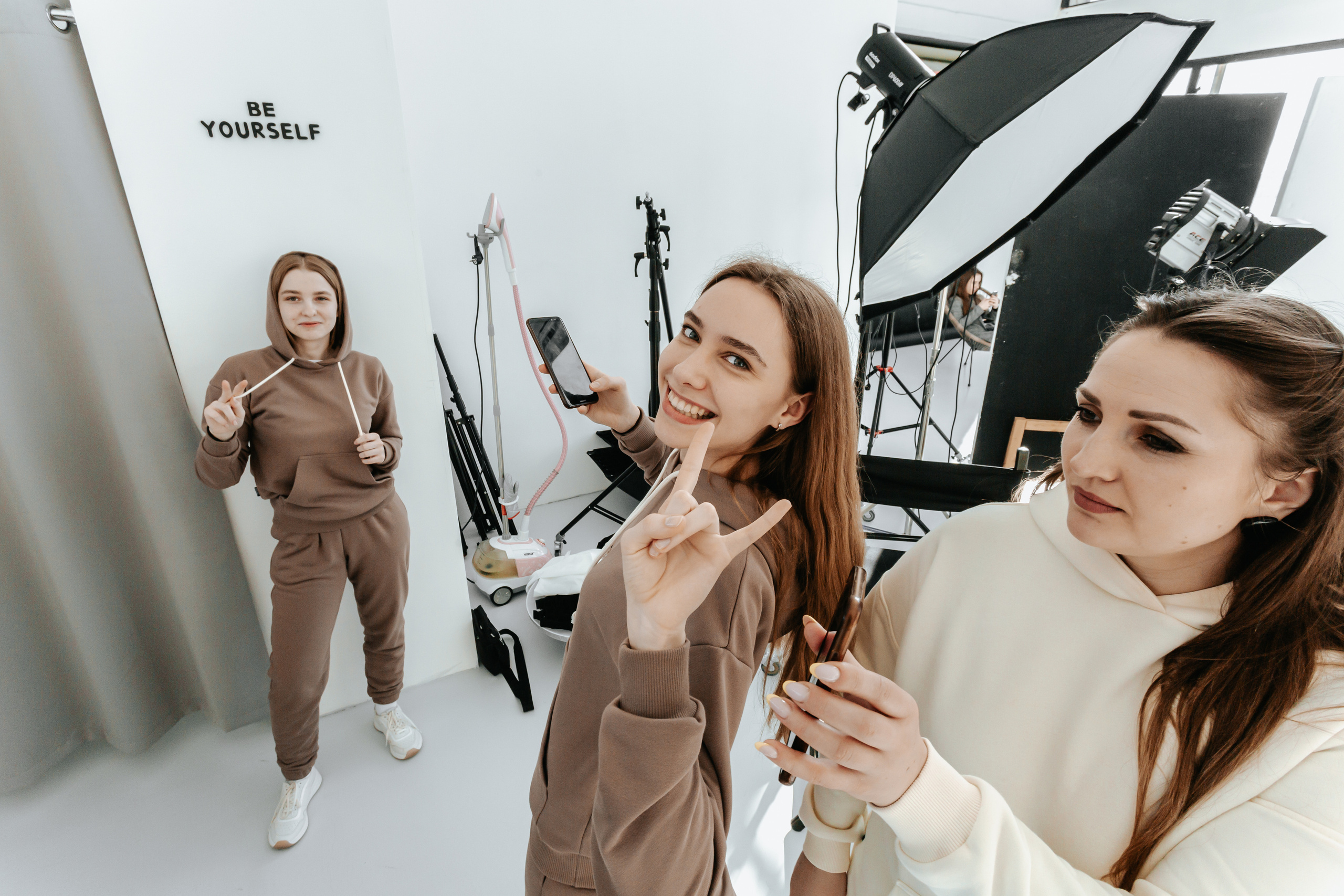 Фотосессия выпускного класса в студии. Свадебный фотограф в Витебске Дмитрий Кувшинов