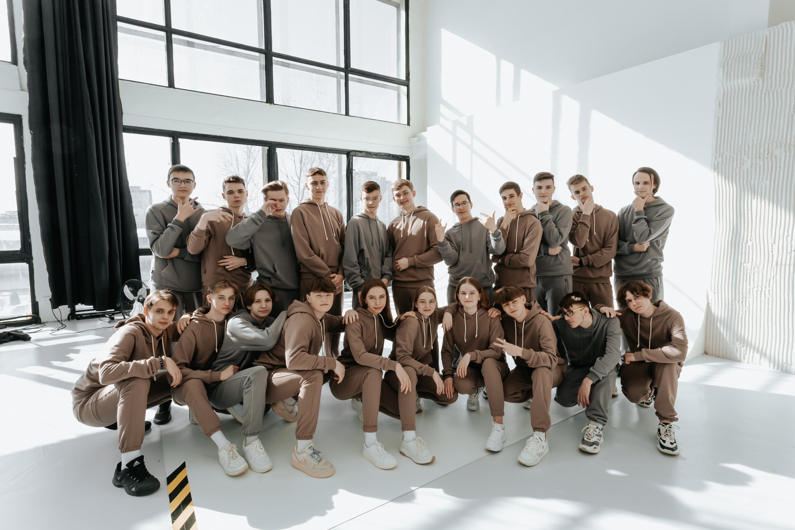 Фотосессия выпускного класса в студии. Свадебный фотограф в Витебске Дмитрий Кувшинов