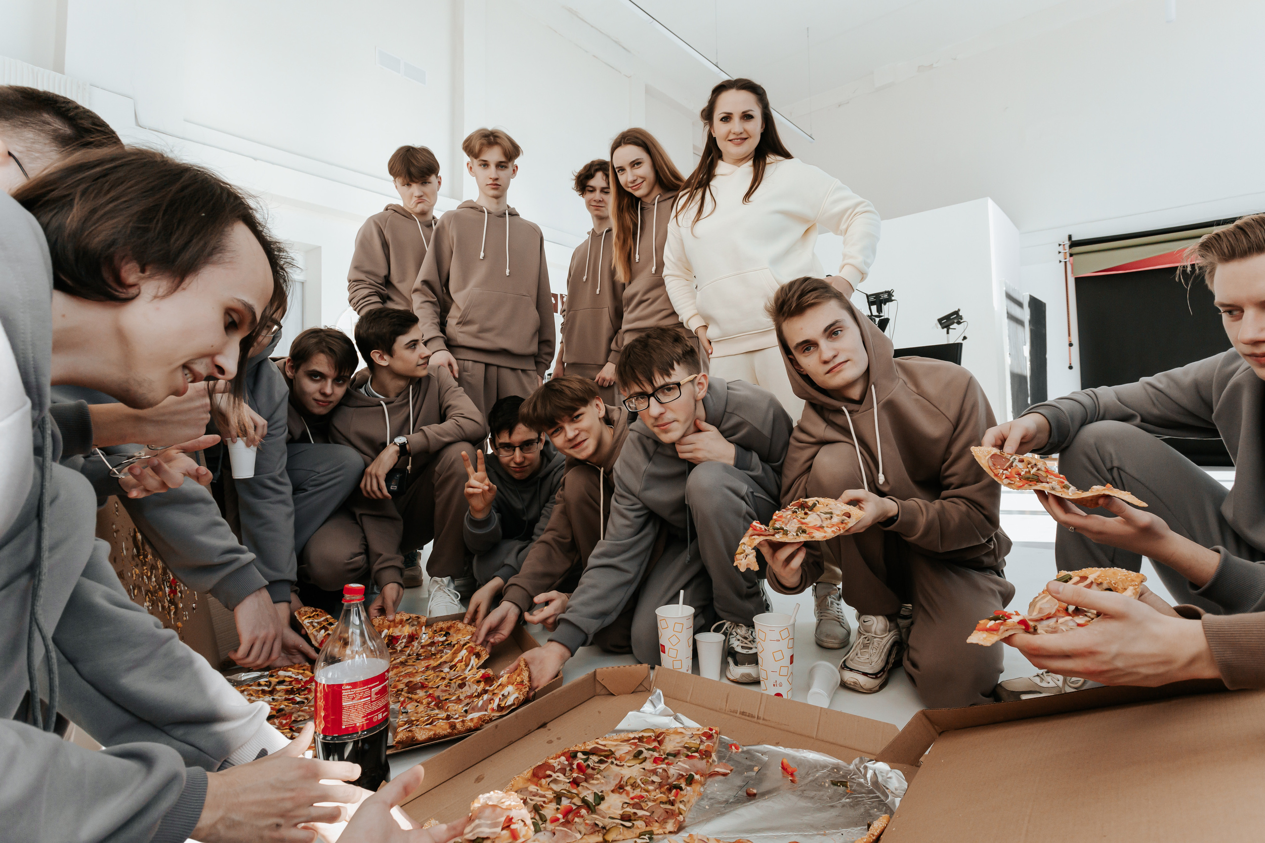 Фотосессия выпускного класса в студии. Свадебный фотограф в Витебске Дмитрий Кувшинов