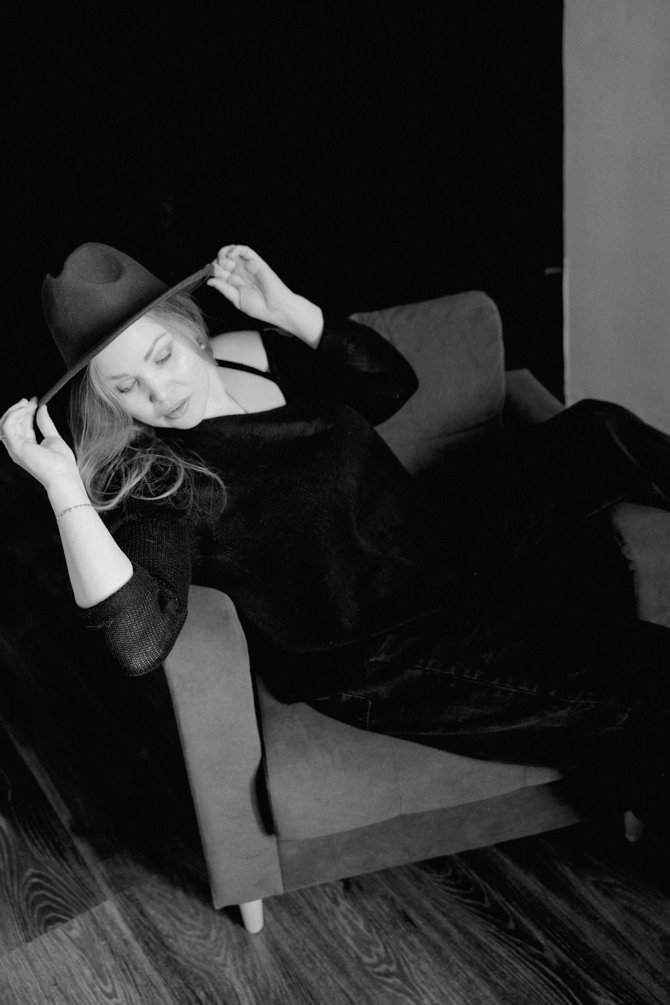 Эльвира. Женский портрет