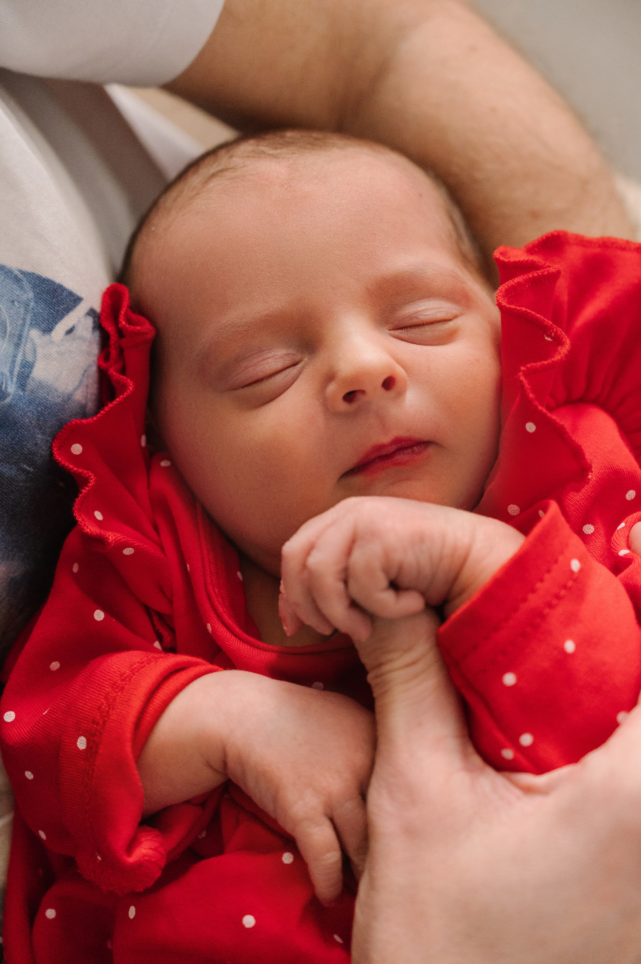 Выписка Алисии МД Лахта. Фотограф на роды СПБ Юлия Герасимова