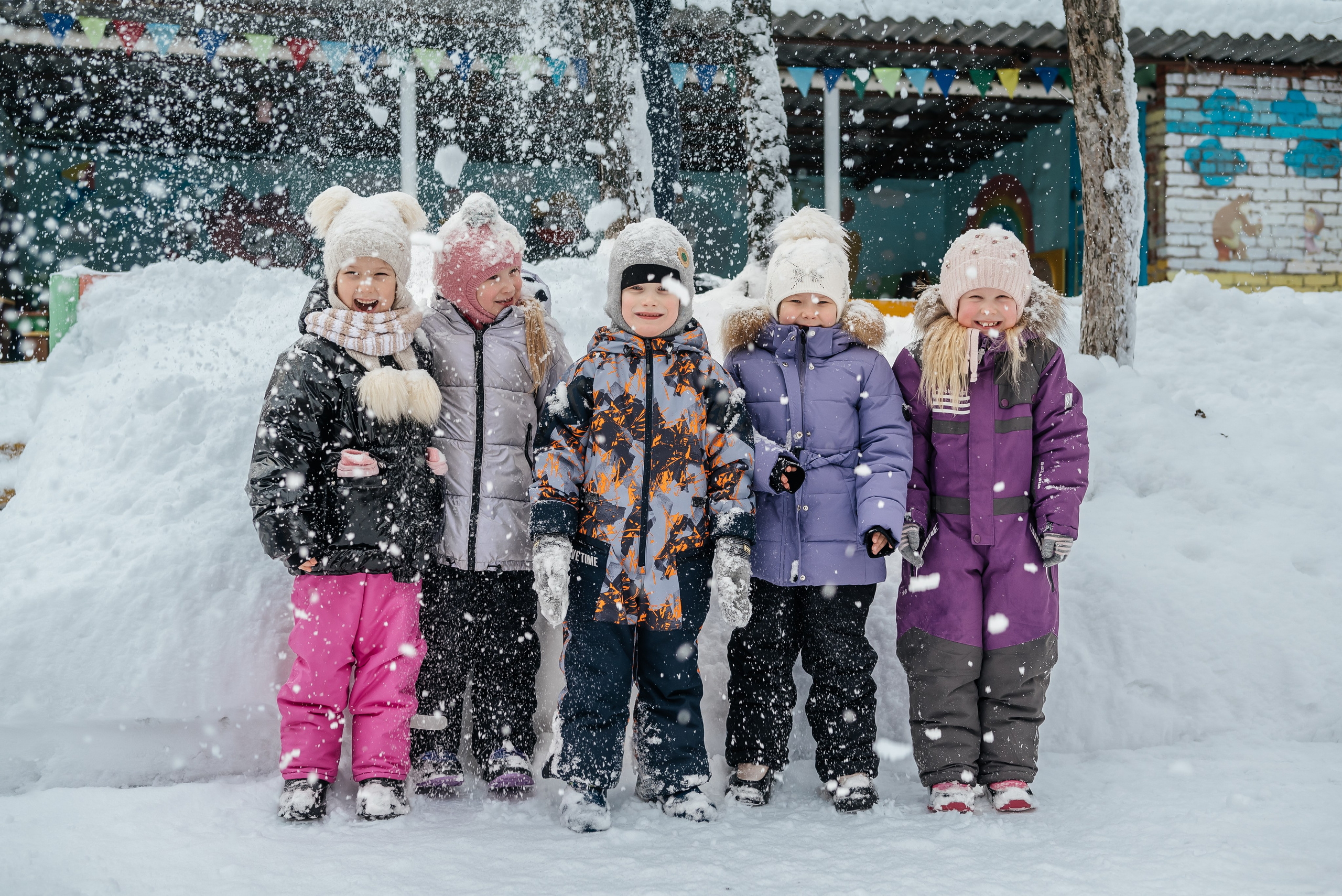 Детский сад. Фото. Современные выпускные альбомы. Воткинск