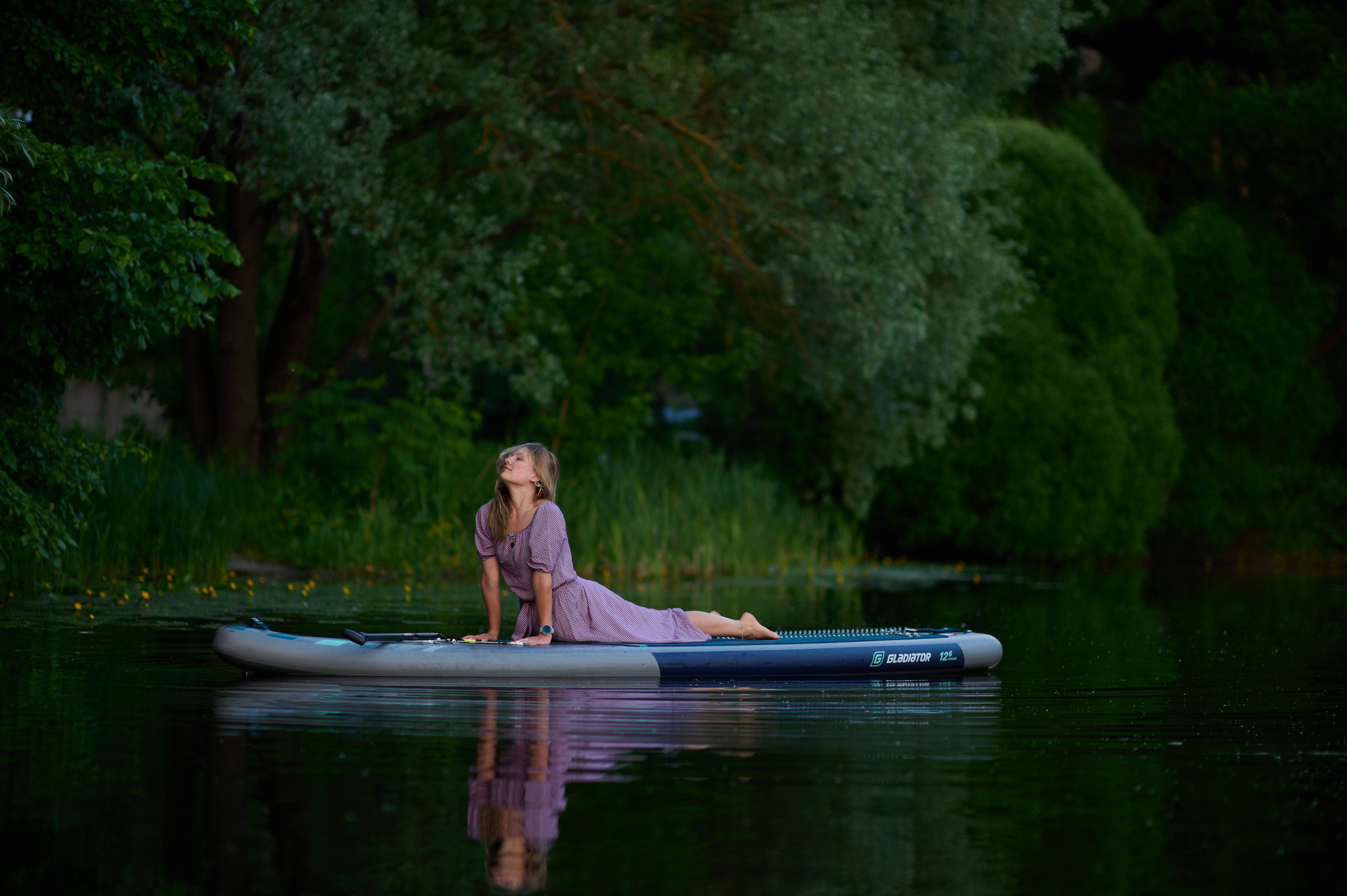 Катя. Фотосъемки на сапах, Москва. Сплавы на сапах