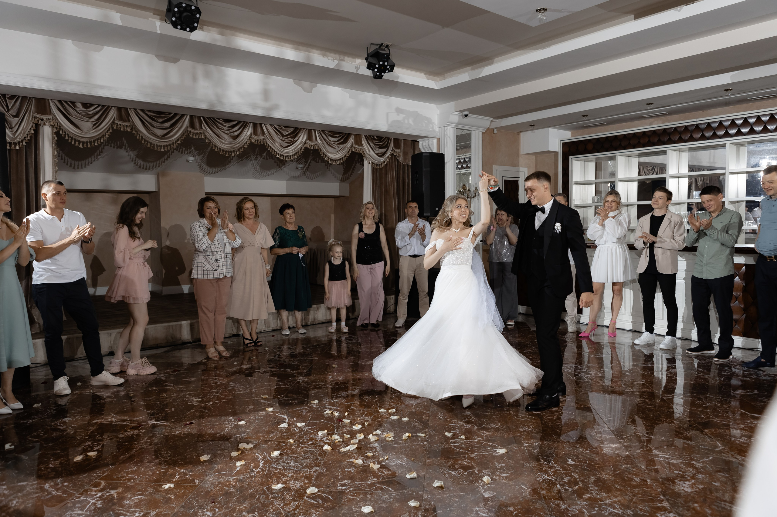 Валерия и Евгений. Свадебный и семейный фотограф в Челябинске. Аврамец Анна