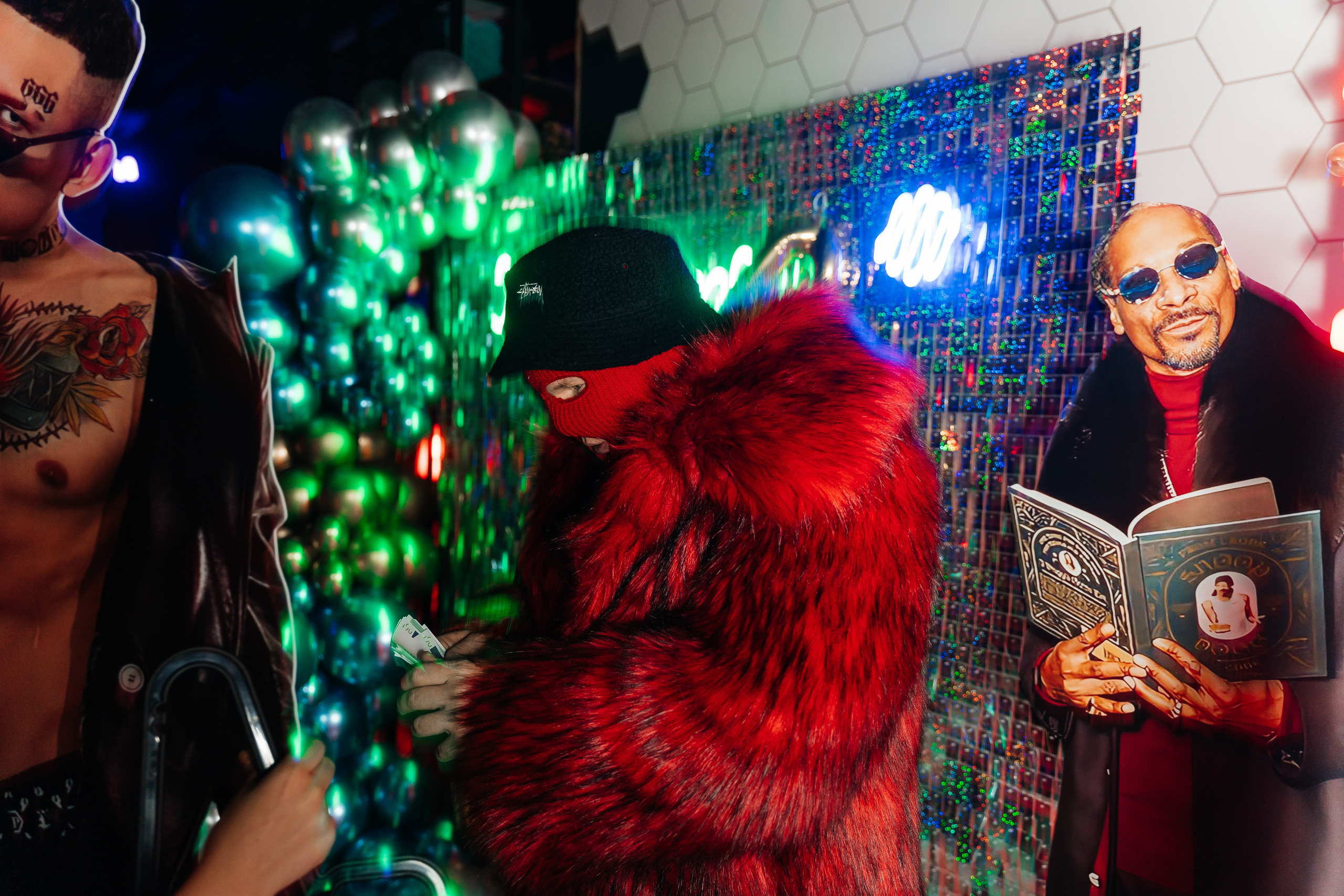 Destination Wedding Photography in Kotor by a Professional Photographer. Photographer in Montenegro | Фотограф в Черногории