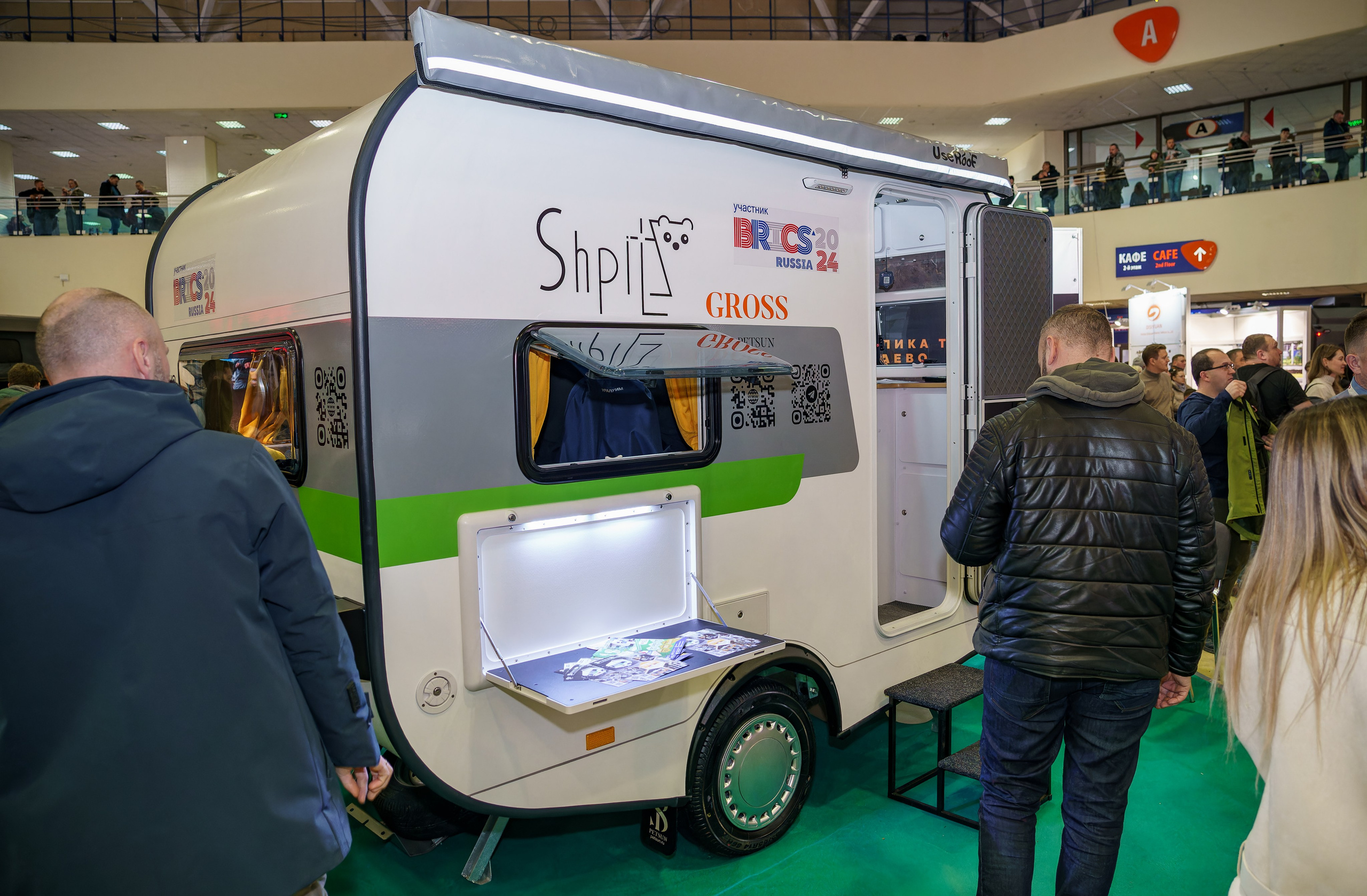 Прогулка по выставке «Поехали 2024 год». «Студия DRONAVT`s» — видеосъёмка и фотография г. Москва