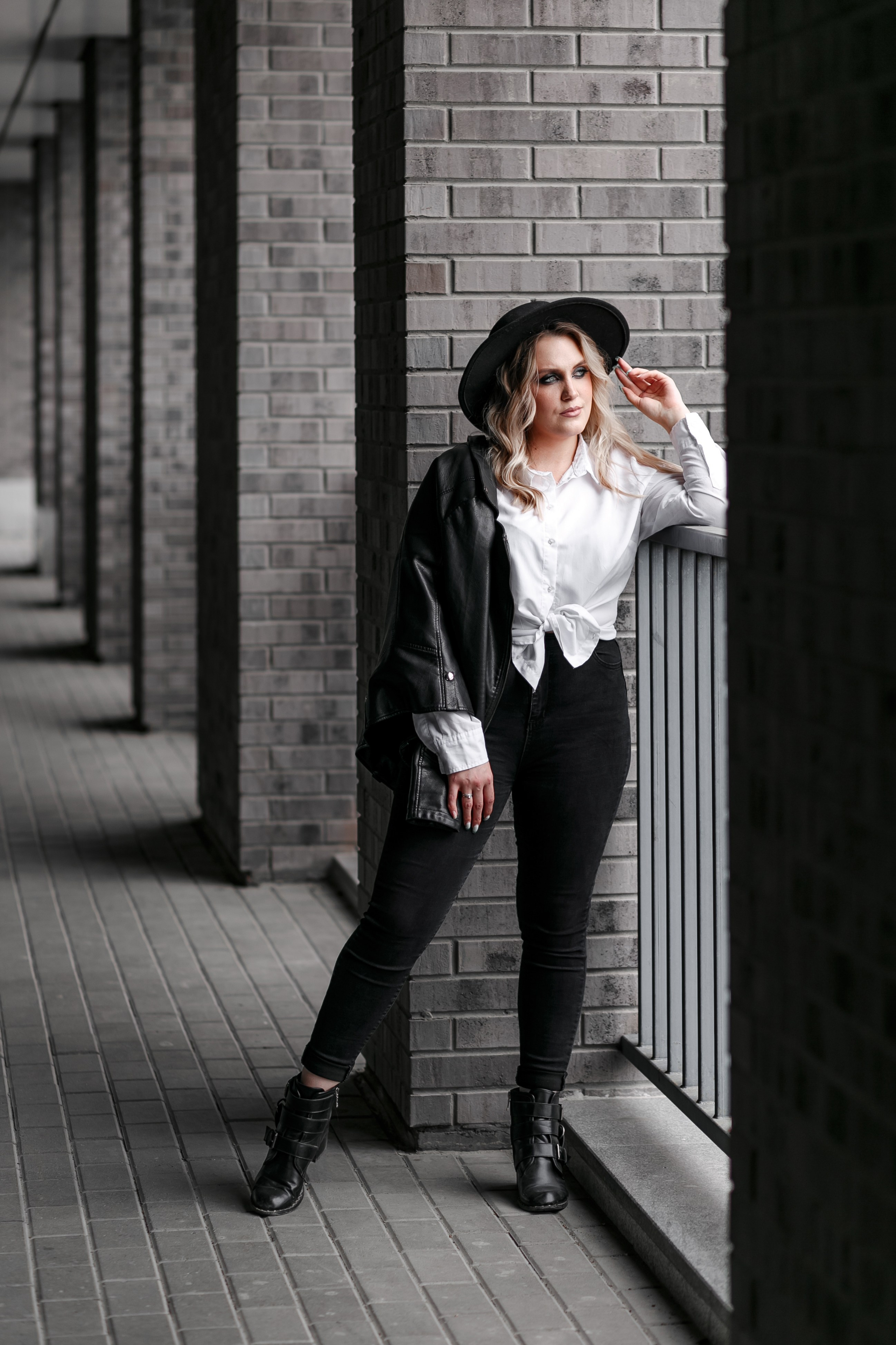 Выгуливаем макияж на «Инских Холмах»