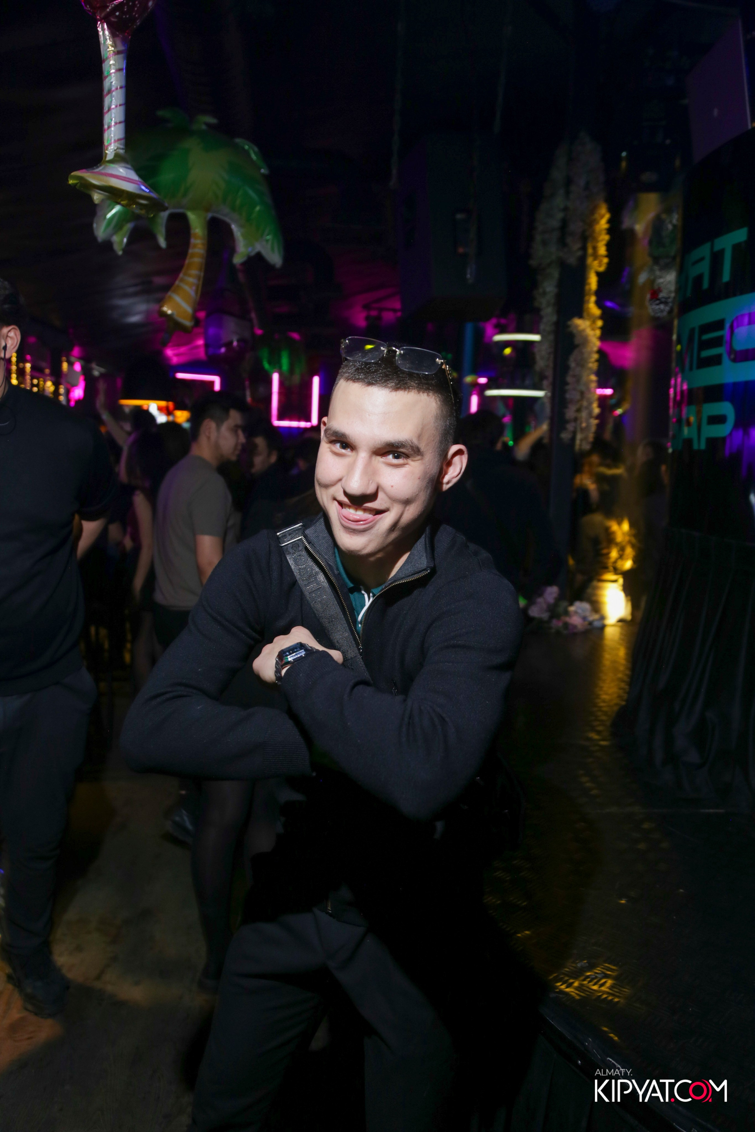 UYAT EMES BAR. КИПЯТКОМ АЛМАТЫ! Фотосъемка мероприятий в Алматы