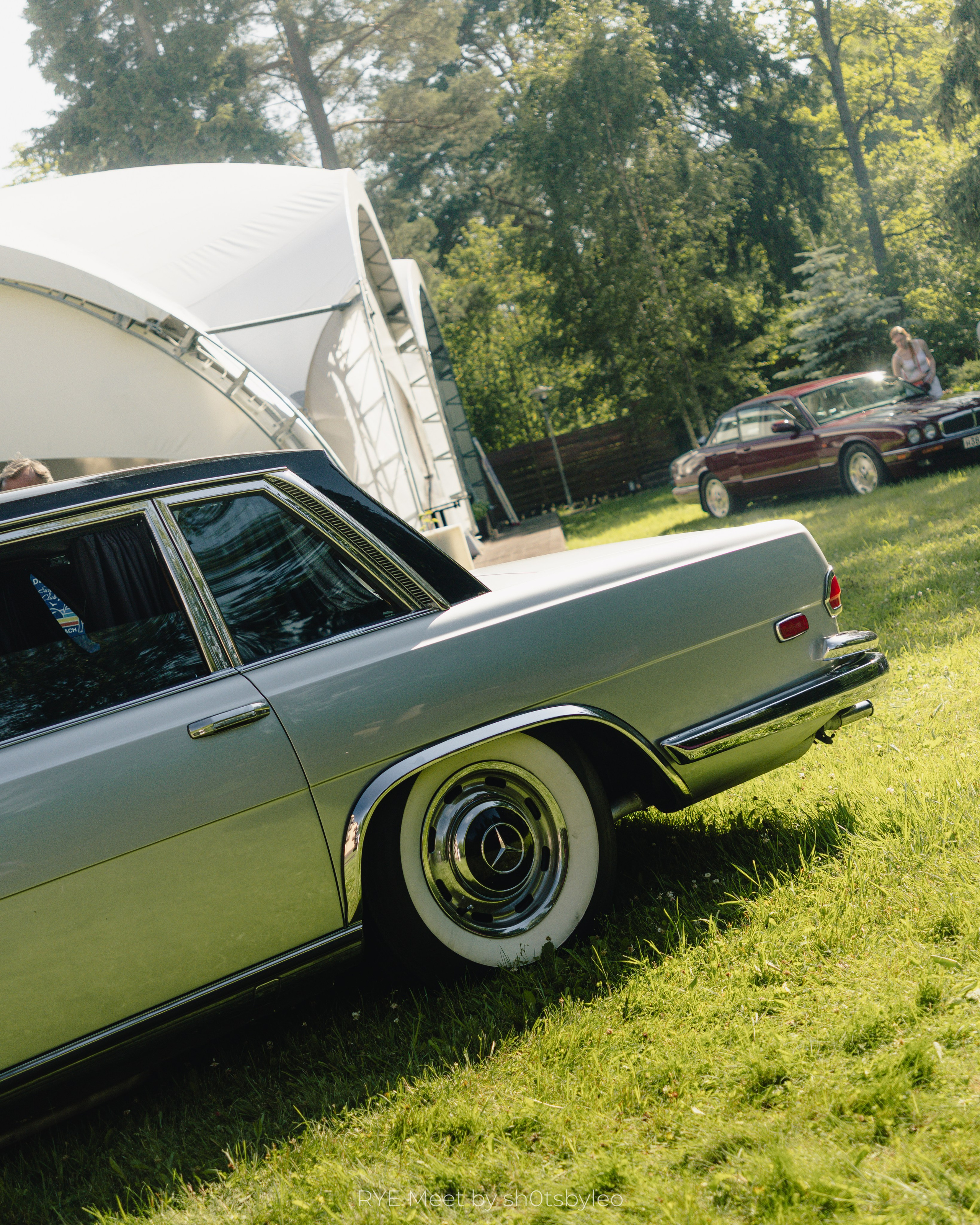 Масштабный летний фестиваль RYE Meet — встреча клуба любителей автомобилей старше 25-лет. Автомобильный фотограф Антон Цырулев
