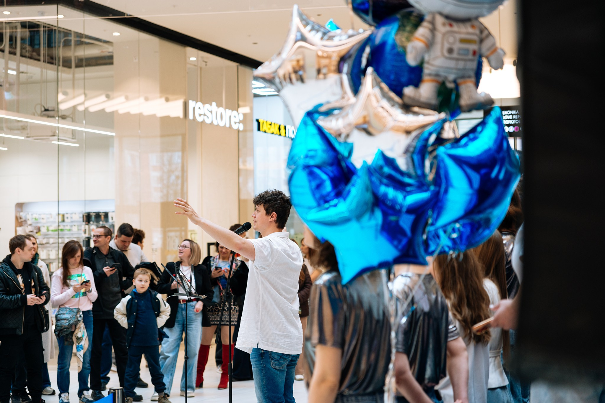 Нескучный хор ТРЦ «Голливуд». Апрель 26. Репортажный фотограф в Санкт-Петербурге Анастасия Клёпова