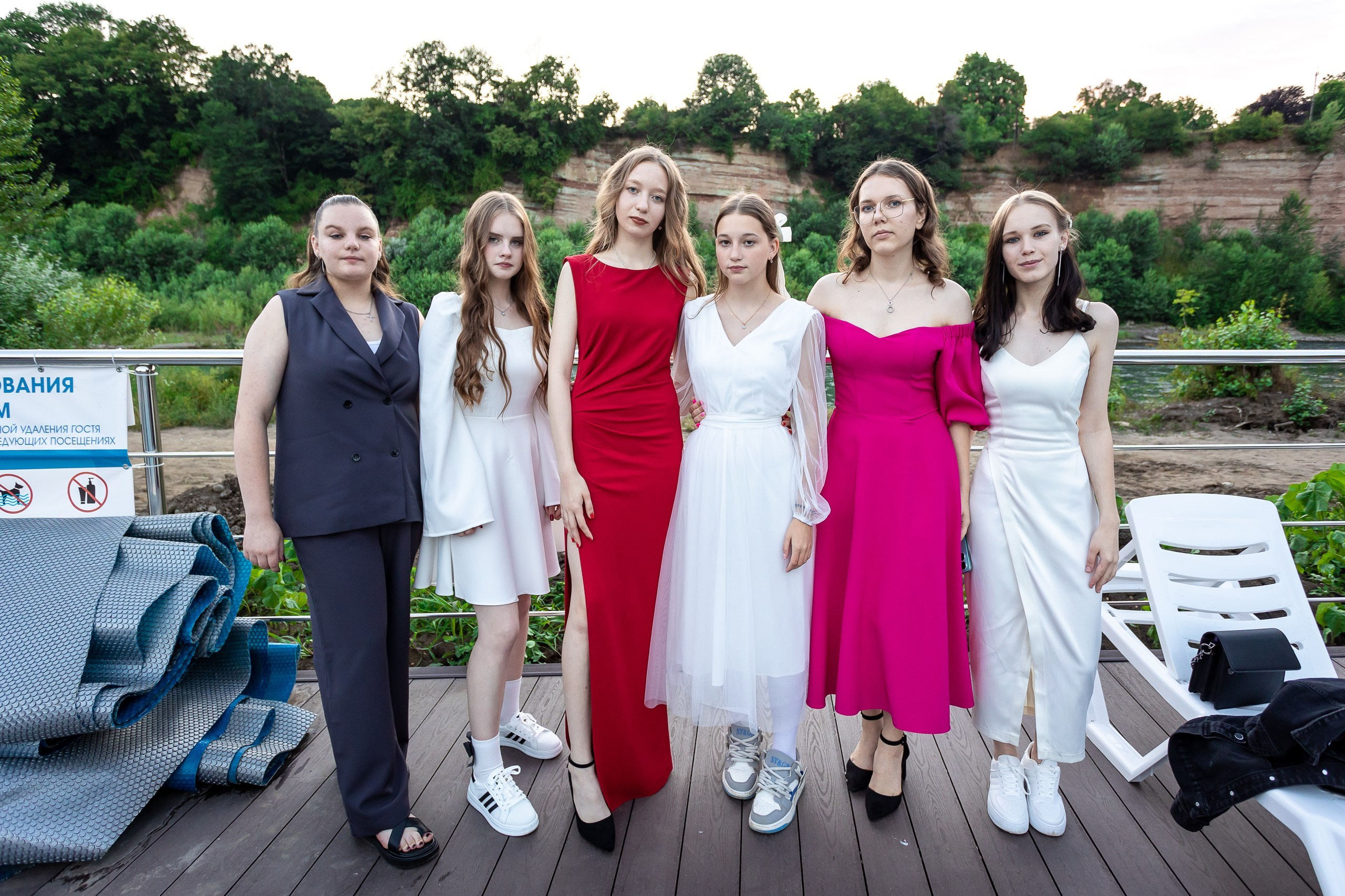 Вручение аттестата и выпускной вечер. Выпускные альбомы Майкоп, Краснодар Елена Золотарева