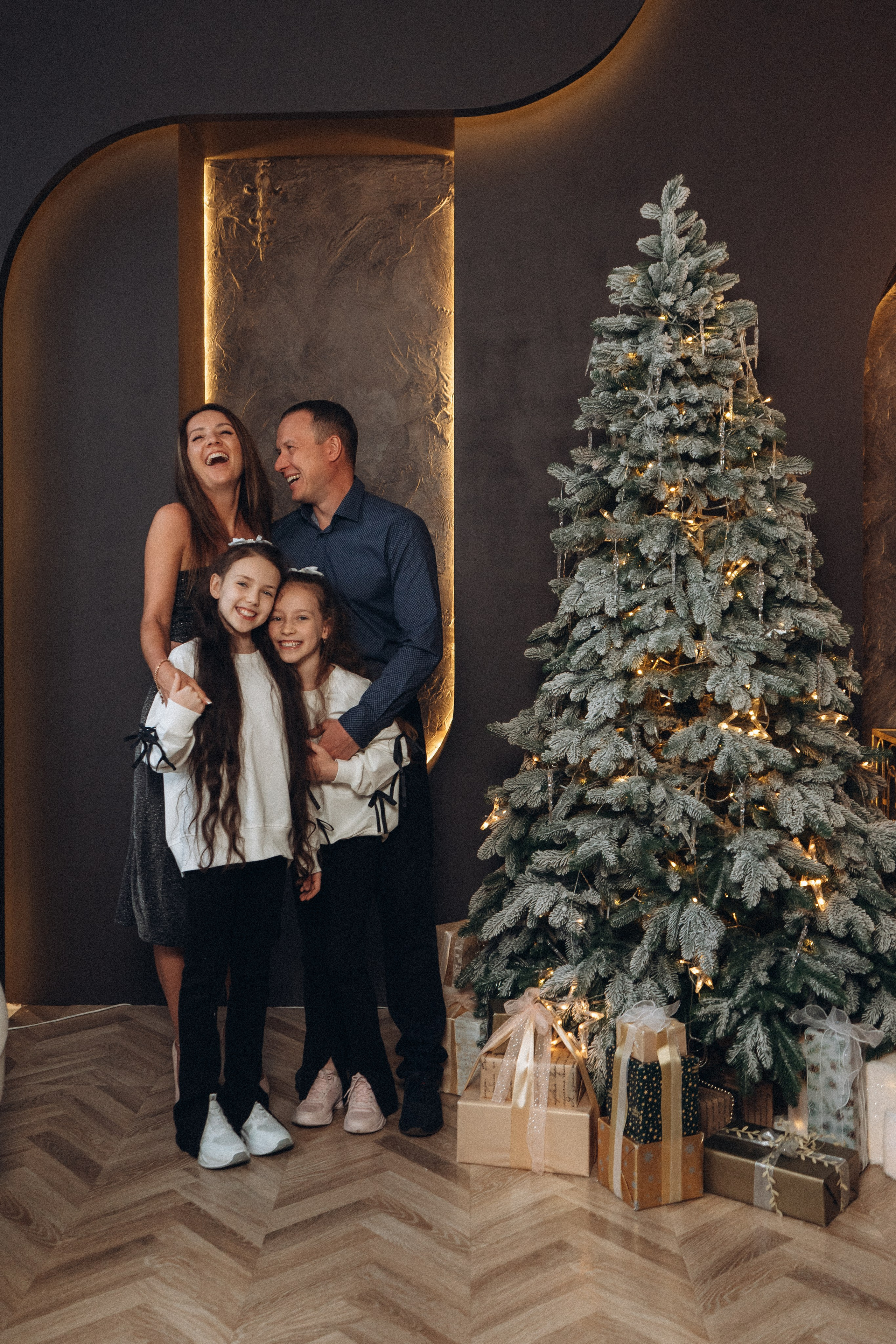 Семейная съемка в студии. Фотограф Екатеринбург Кокшарова Александра