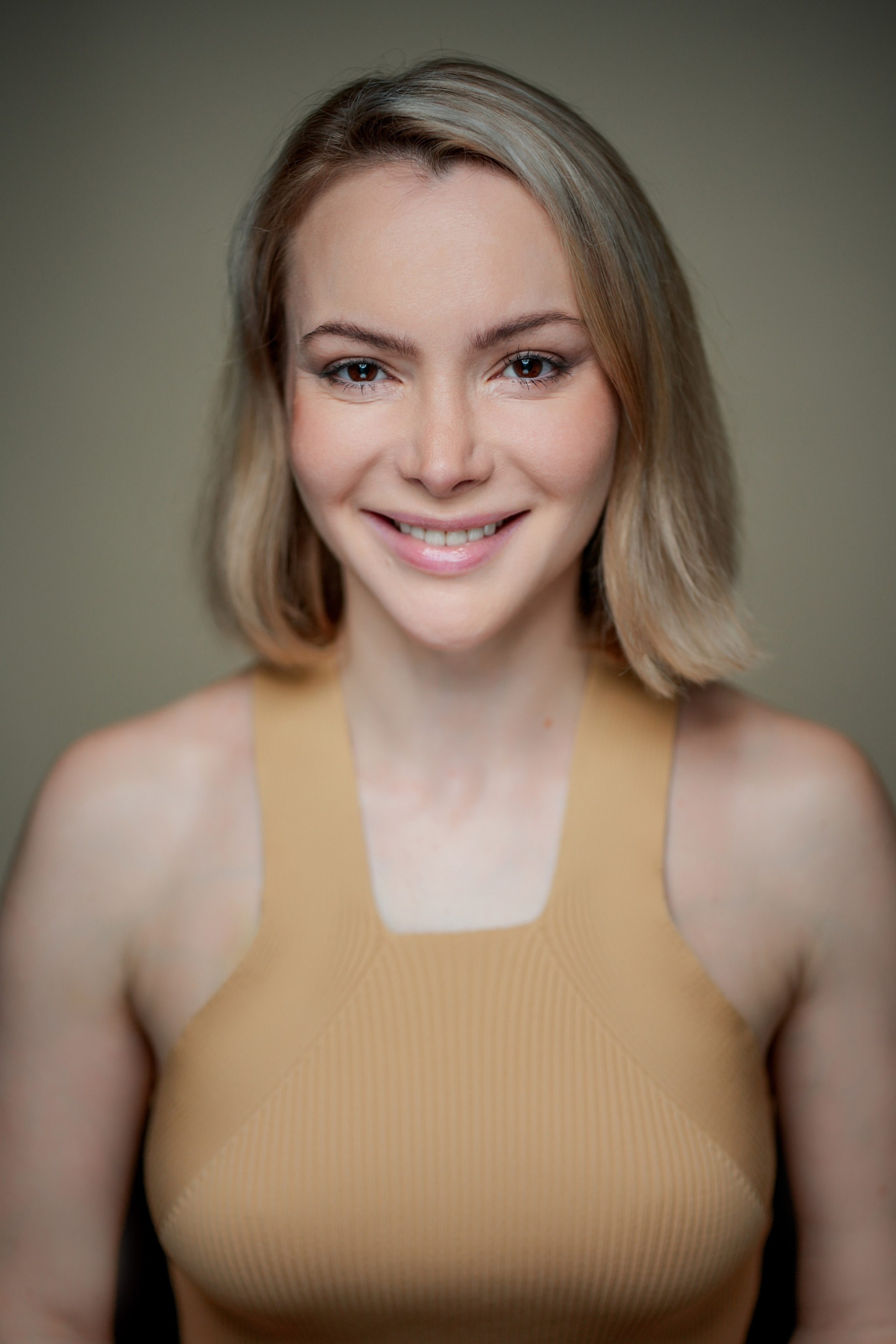 Актриса Елена Волик. Портретная съемка в Москве, студийный фотограф Игорь Фомин