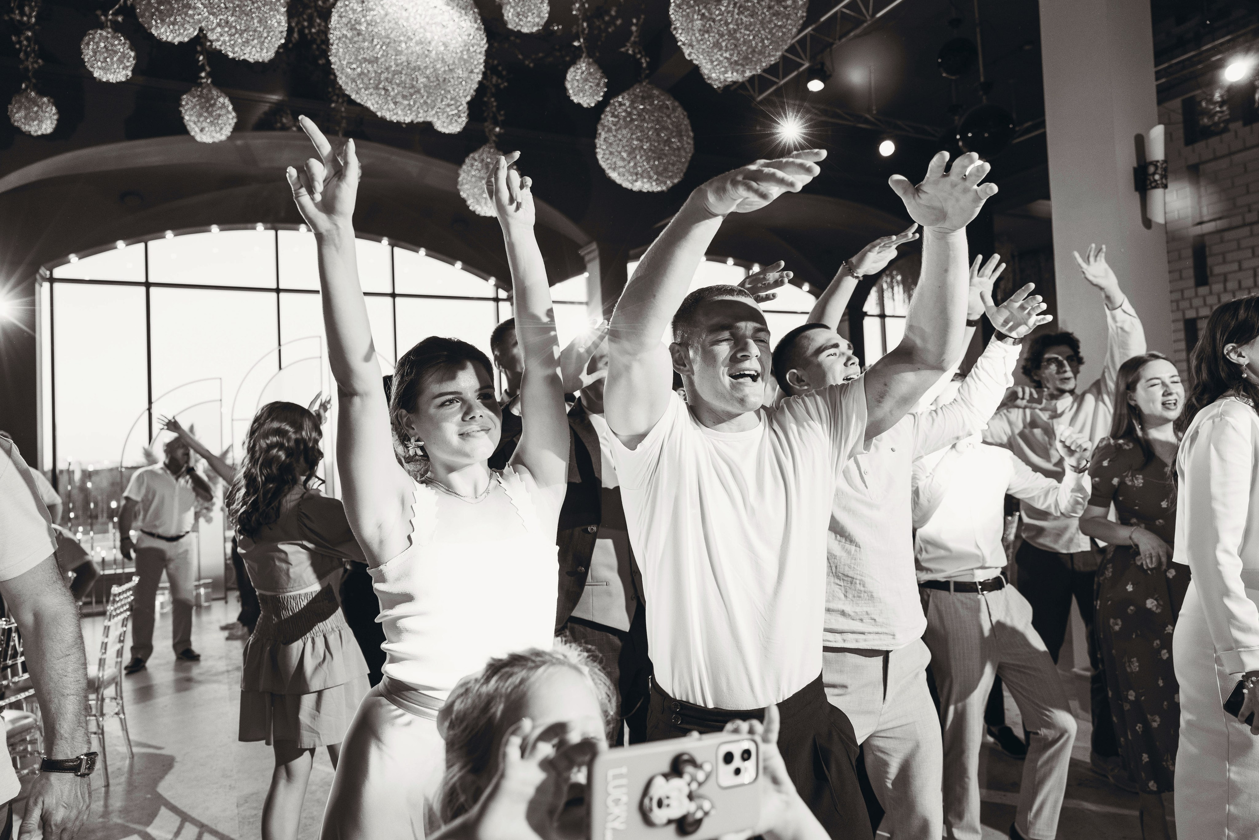 Никита и Ульяна (максимальный — Винотека). Свадебный и семейный фотограф в городе Сургуте Стерликова Светлана