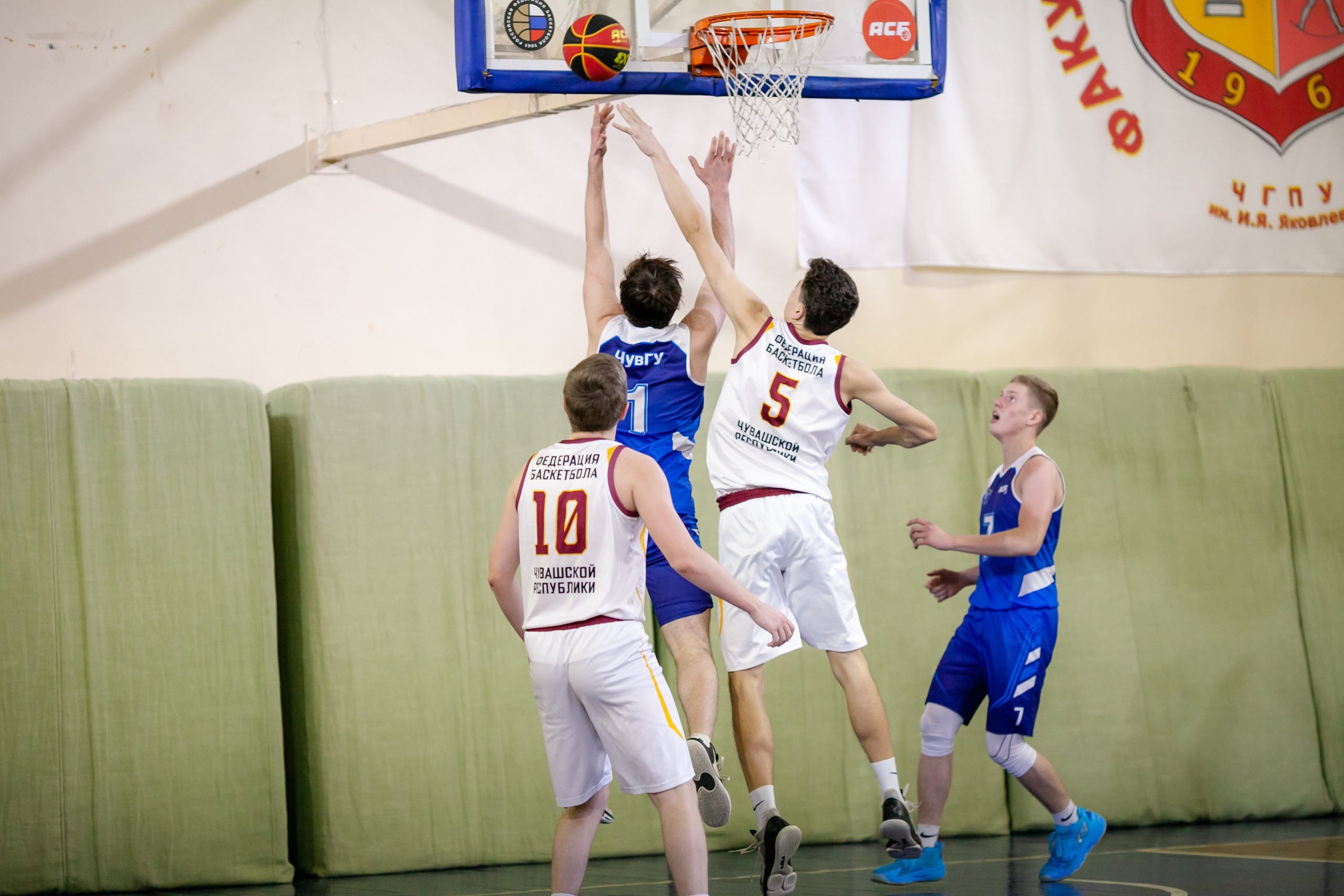 3×3. Фотография