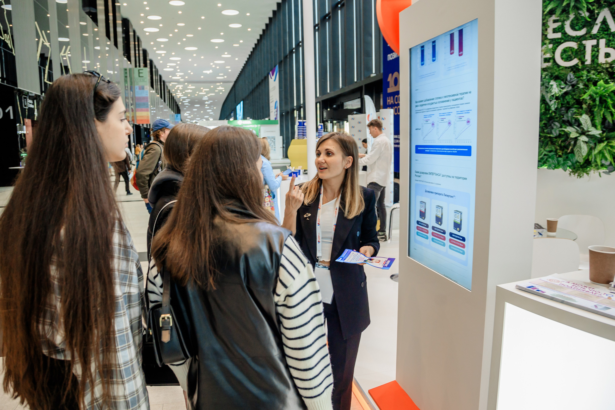 Фотограф на выставку в Спб — заказать съемку в Санкт-Петербурге— Екатерина Ладванова
