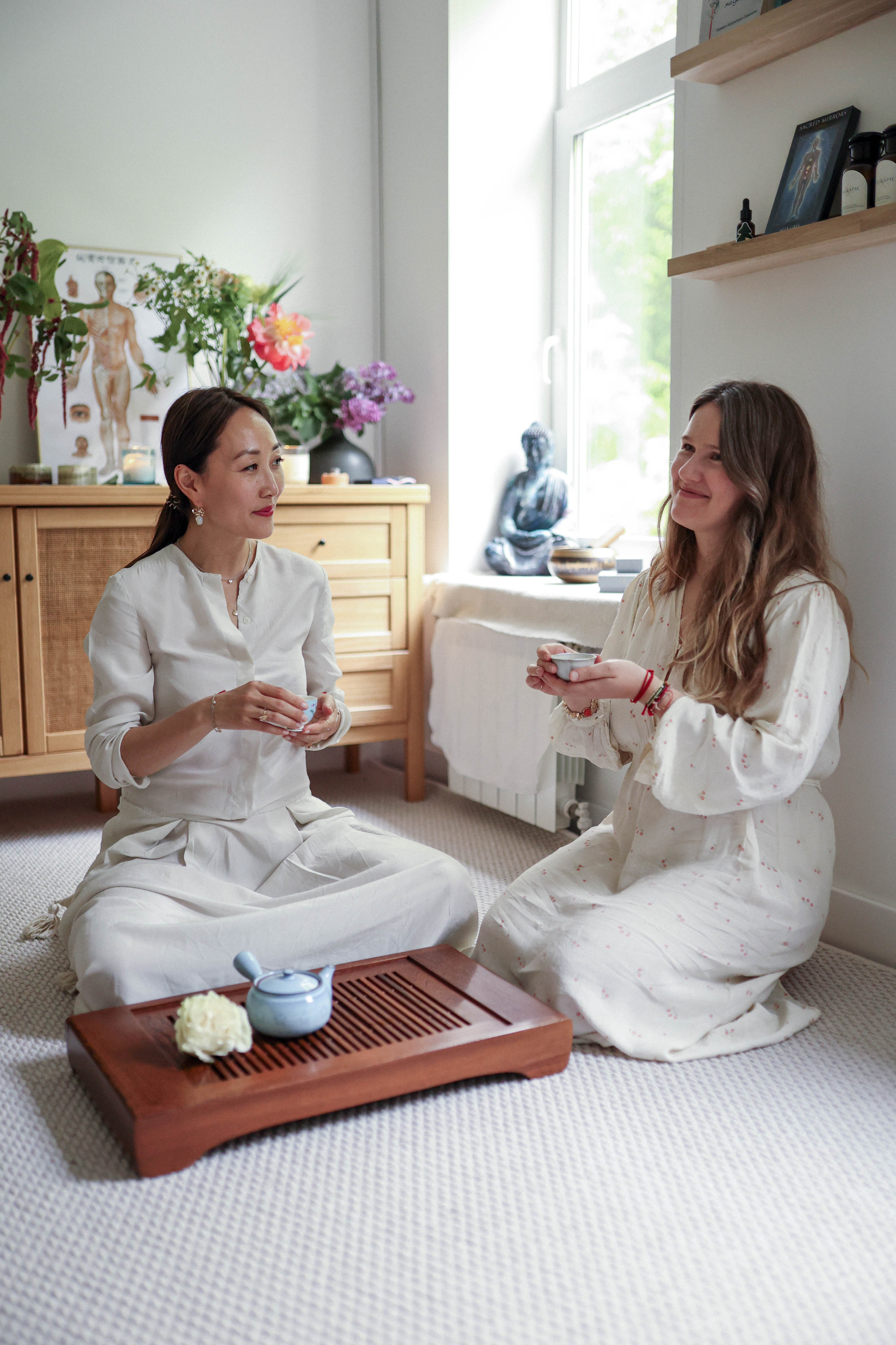 Коллаборация украшения и студия акупунктуры и холицистической терапии. Детский и семейный фотограф, съемка новорожденных Москва