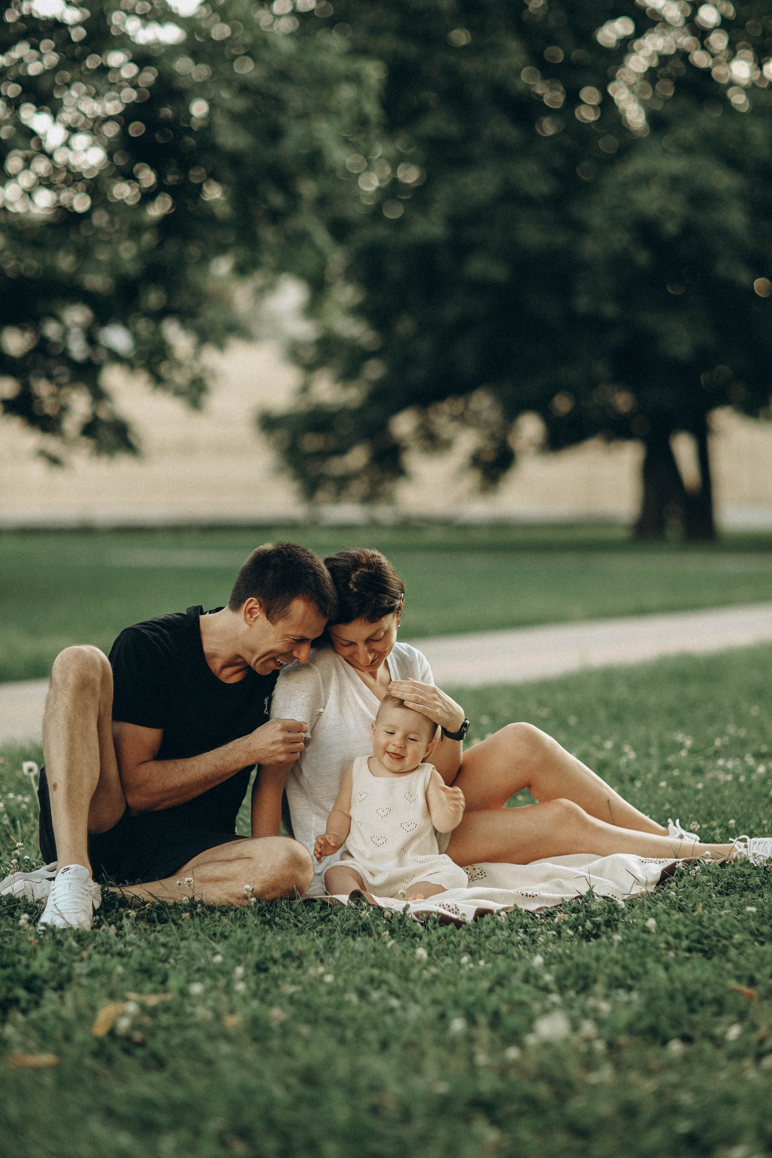 Белла, Леша и Нина. Детский и семейный фотограф, съемка новорожденных Москва