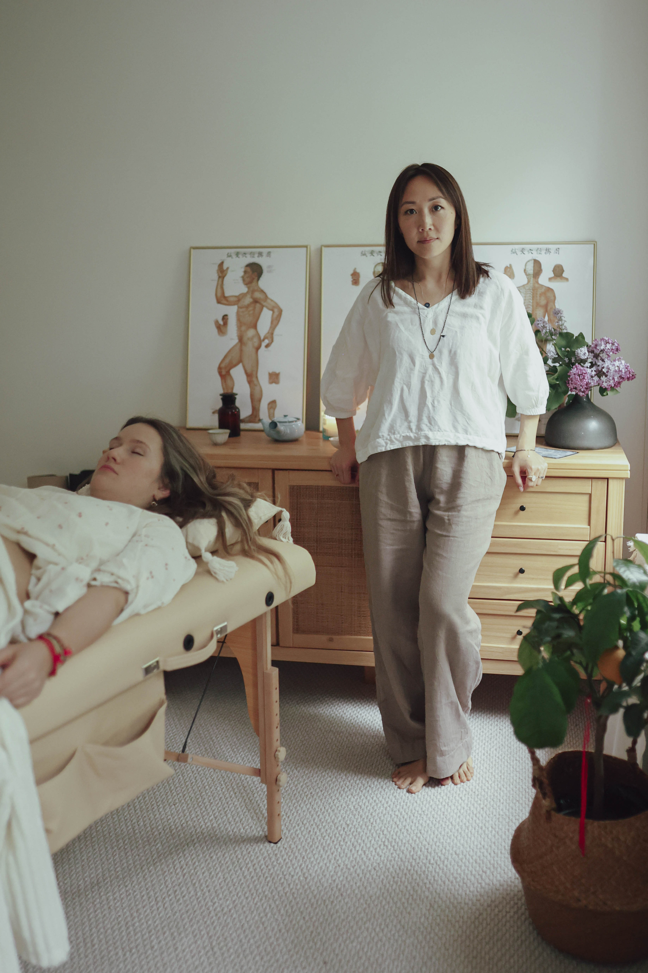 Коллаборация украшения и студия акупунктуры и холицистической терапии. Детский и семейный фотограф, съемка новорожденных Москва