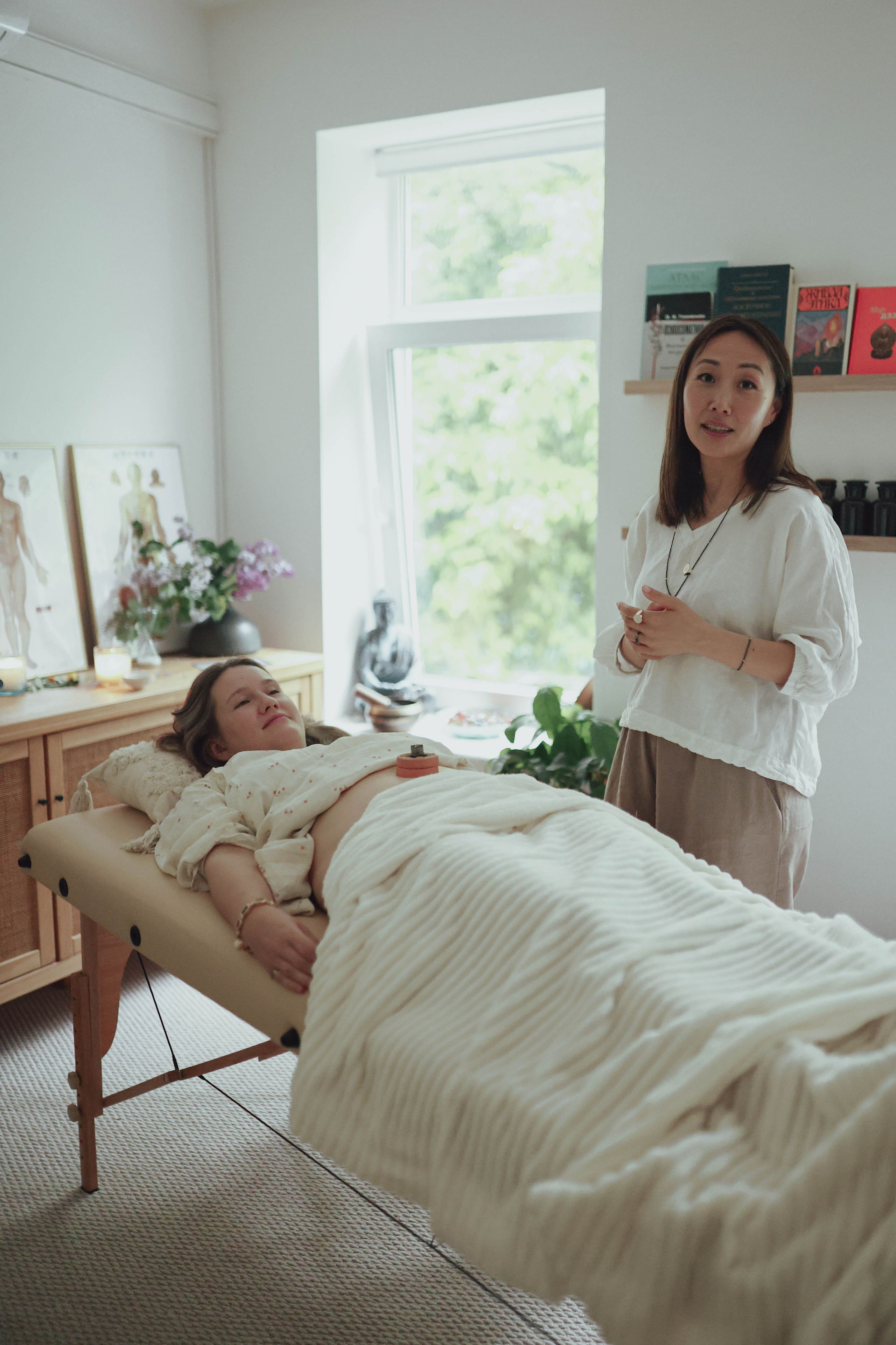 Коллаборация украшения и студия акупунктуры и холицистической терапии. Детский и семейный фотограф, съемка новорожденных Москва