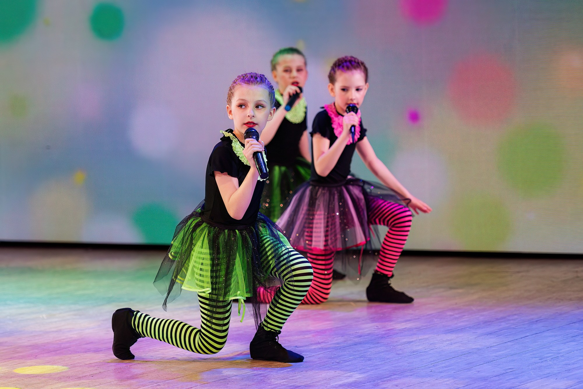 Отчетный концерт Образцового коллектива Алтая театра эстрадной песни «Созвездие». Свадебный и репортажный фотограф Никита Сницарев в Барнауле