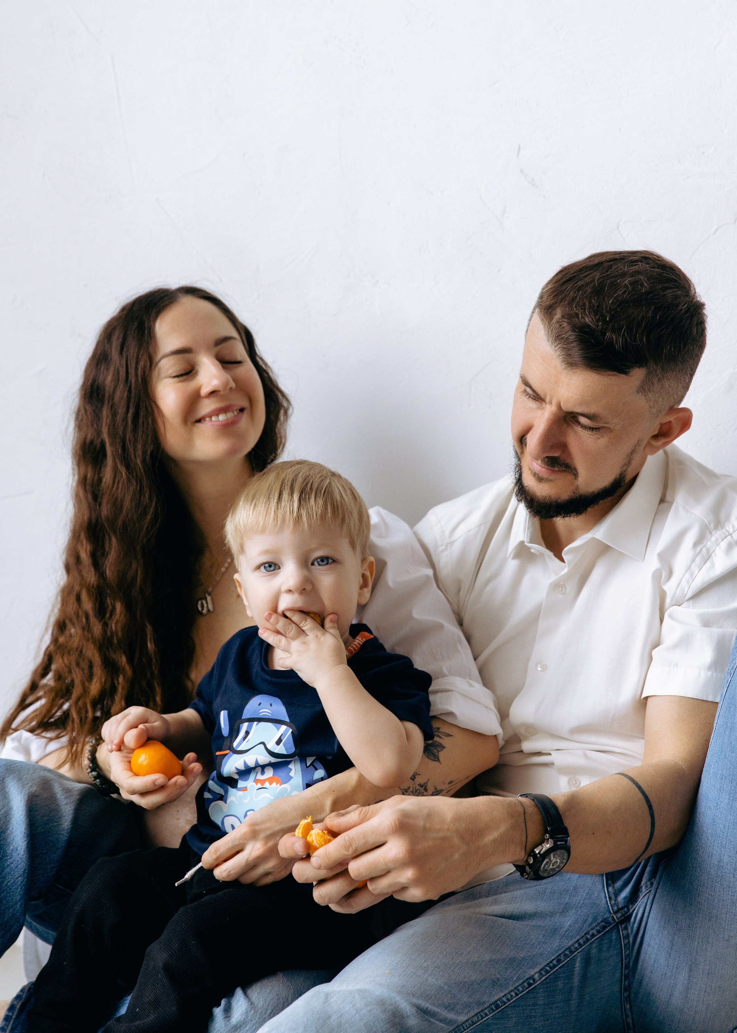 KOLYA+ULYA+MISHA. Аня Нагайцева фотограф в Томске, семьи, портреты, контент