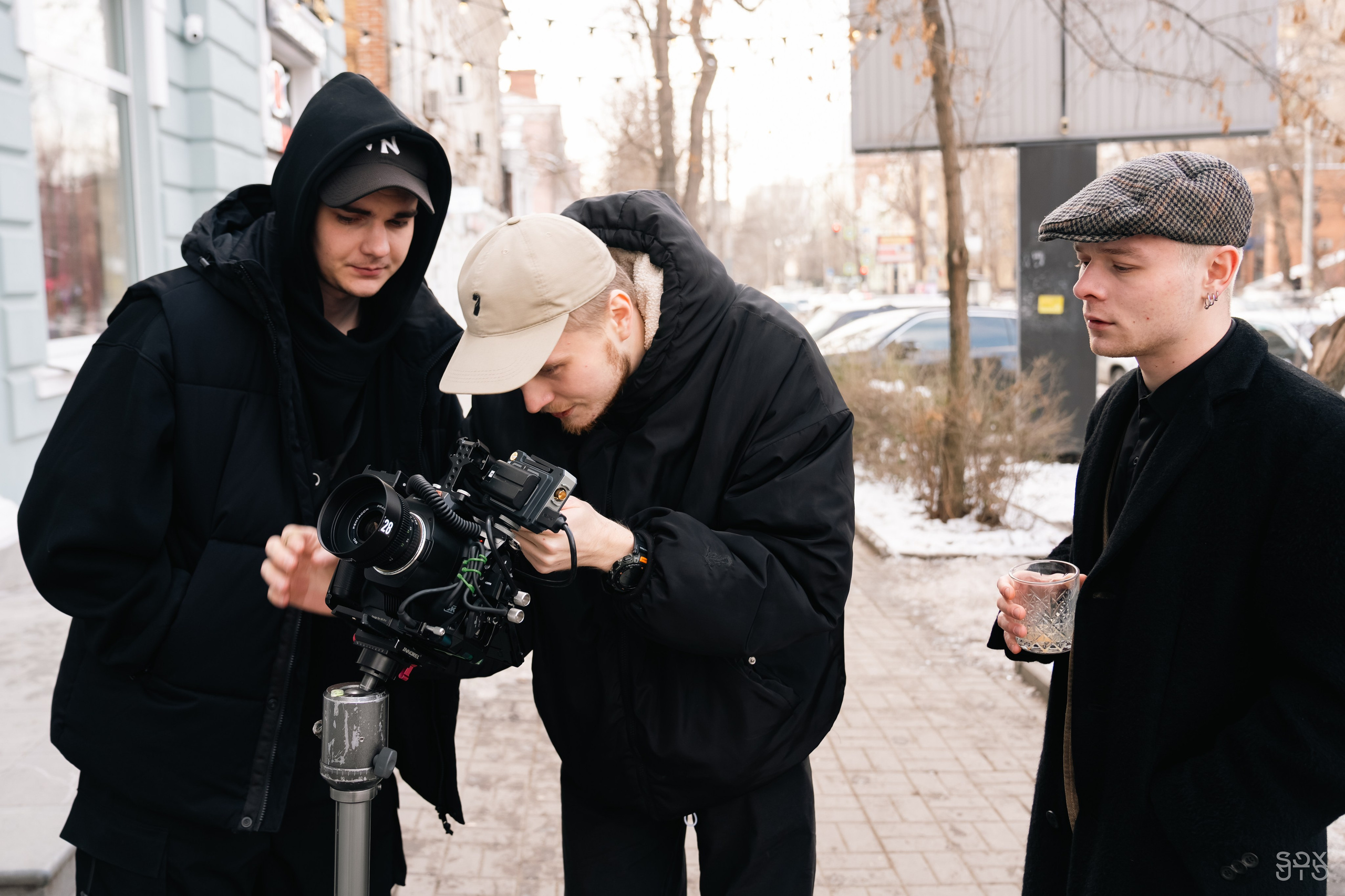 Видеопродакшн BACKED ROLL