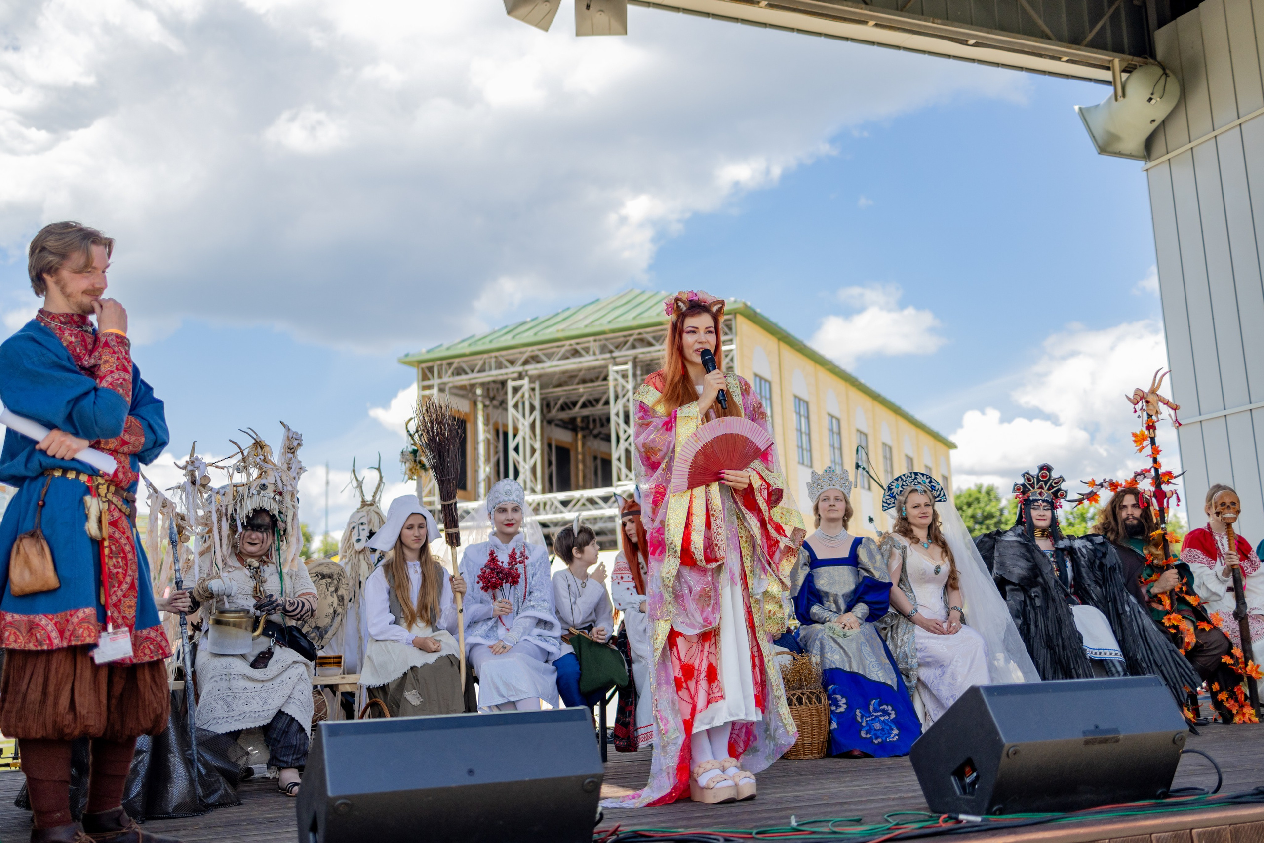 Земля Легенд: Солнце и медведь Фест. Репортажный, семейный и студийный фотограф в Москве Демин Алексей