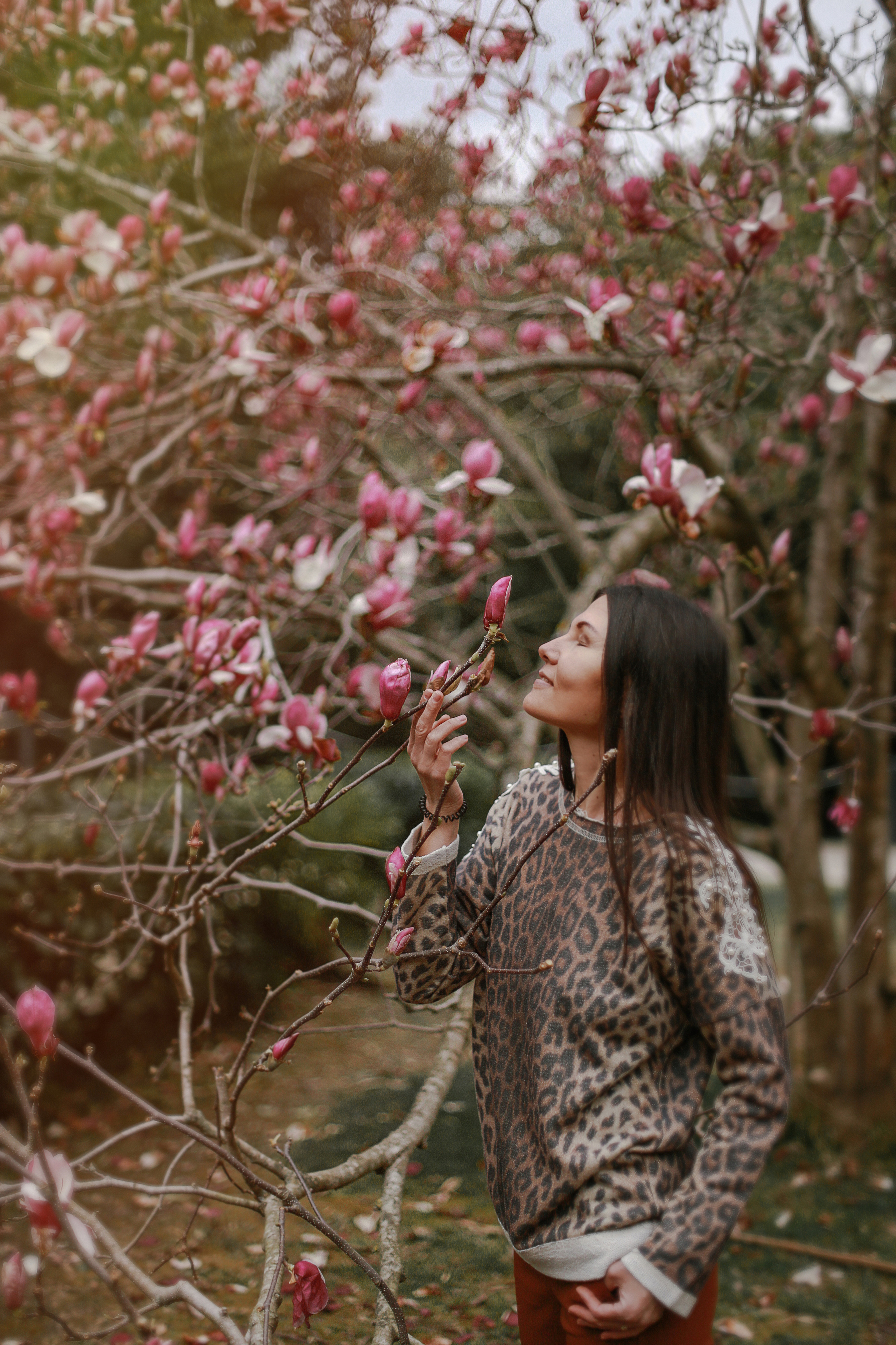 ЦВЕТЕНИЕ. Милана Довгаль - семейный фотограф и видеограф  в Адлере и Сочи