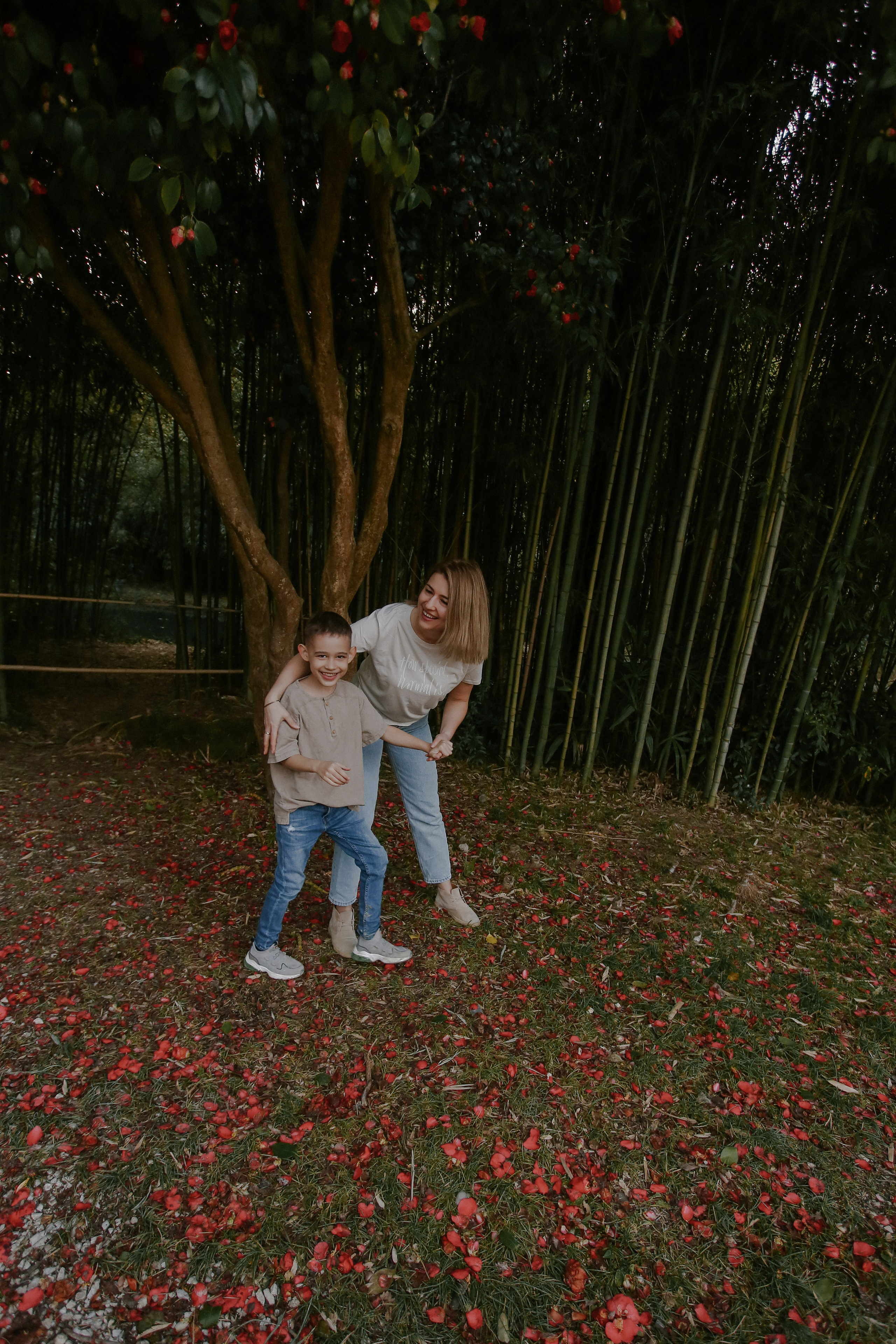 ЦВЕТЕНИЕ. Милана Довгаль - семейный фотограф и видеограф  в Адлере и Сочи