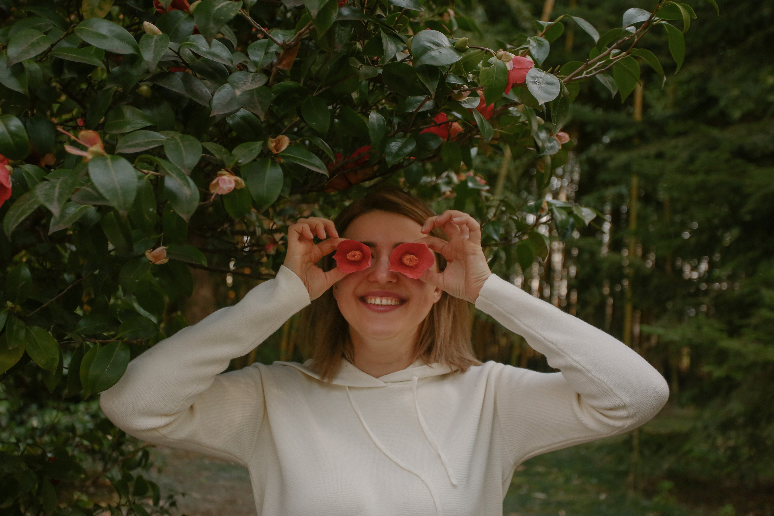 ЦВЕТЕНИЕ. Милана Довгаль - семейный фотограф и видеограф  в Адлере и Сочи