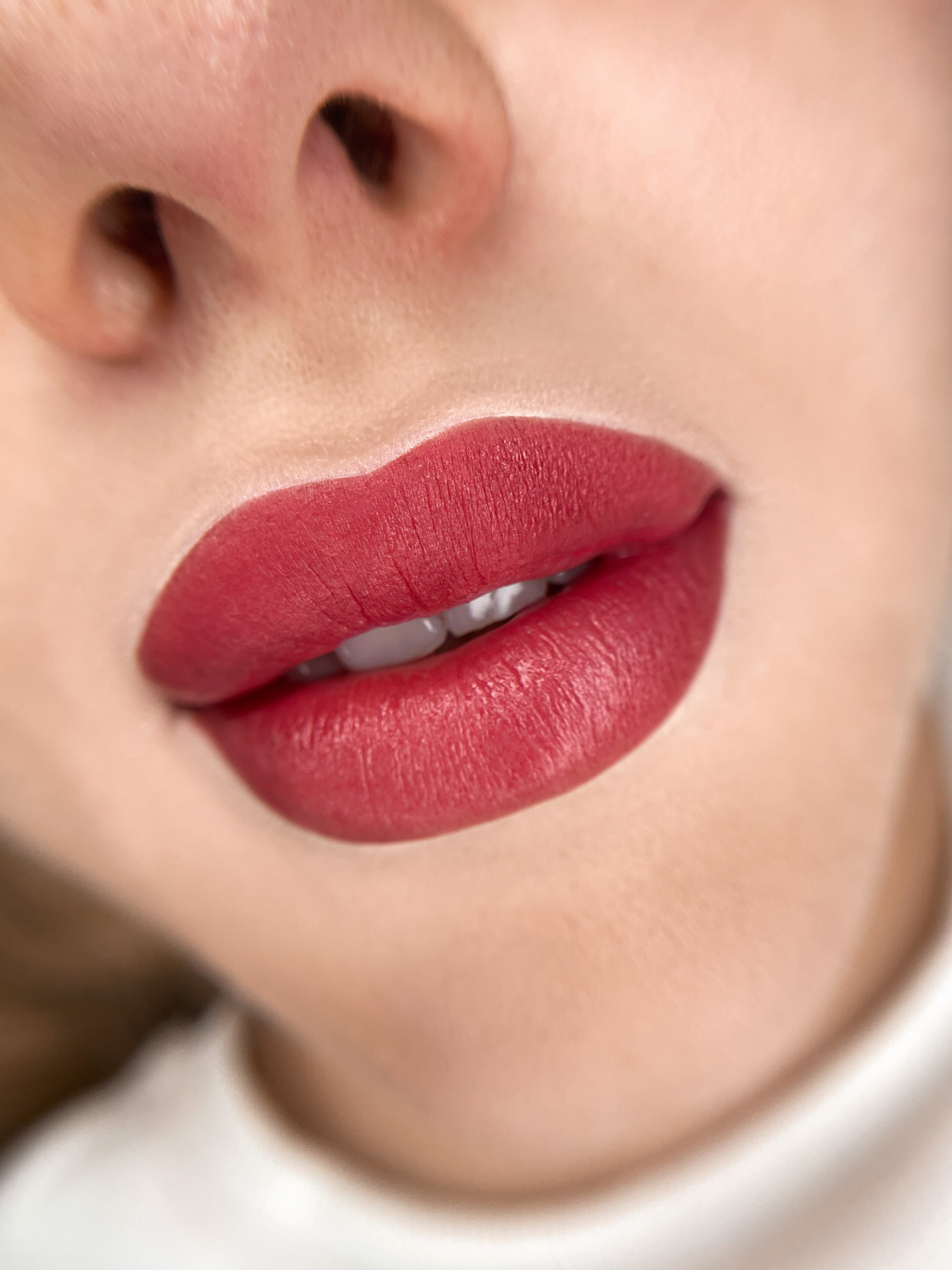 Анастасия. Студия перманентного макияжа, косметологии и массажа SYMMETRY в Москве, м. Киевская