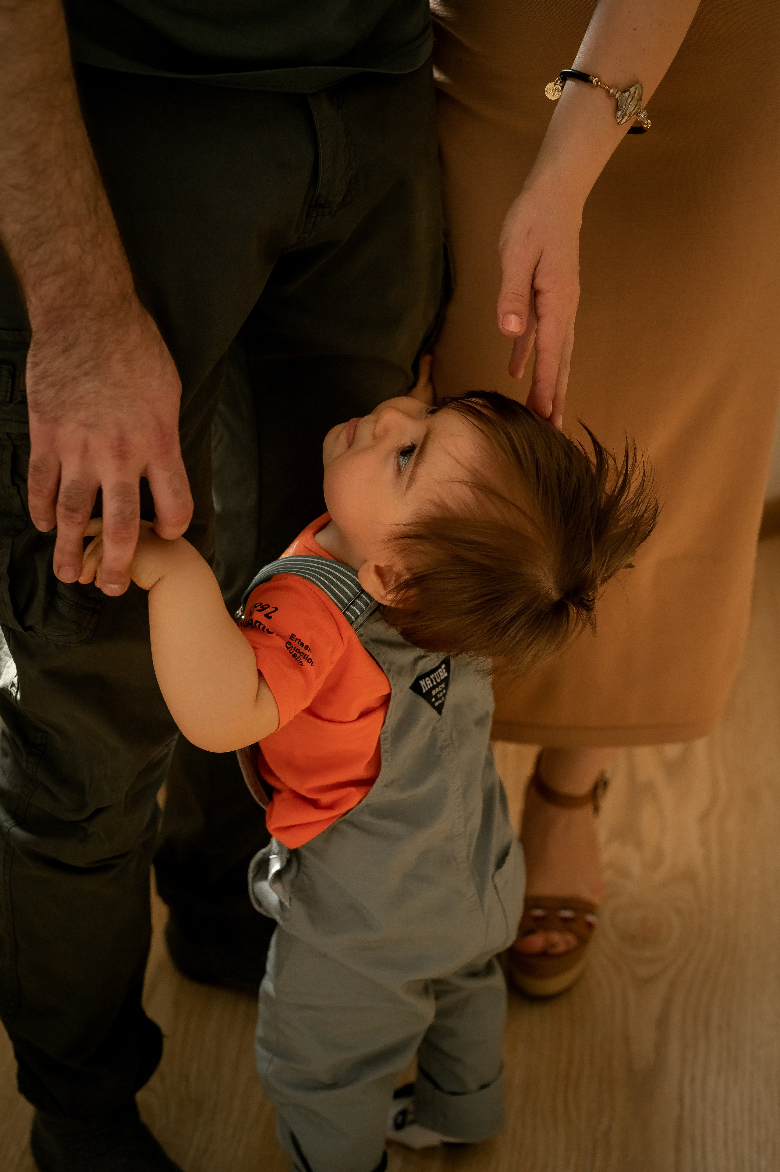 Родители с новорожденным малышом. Фотограф новорождённых, семейный, школьный в городе Калуге Евгения