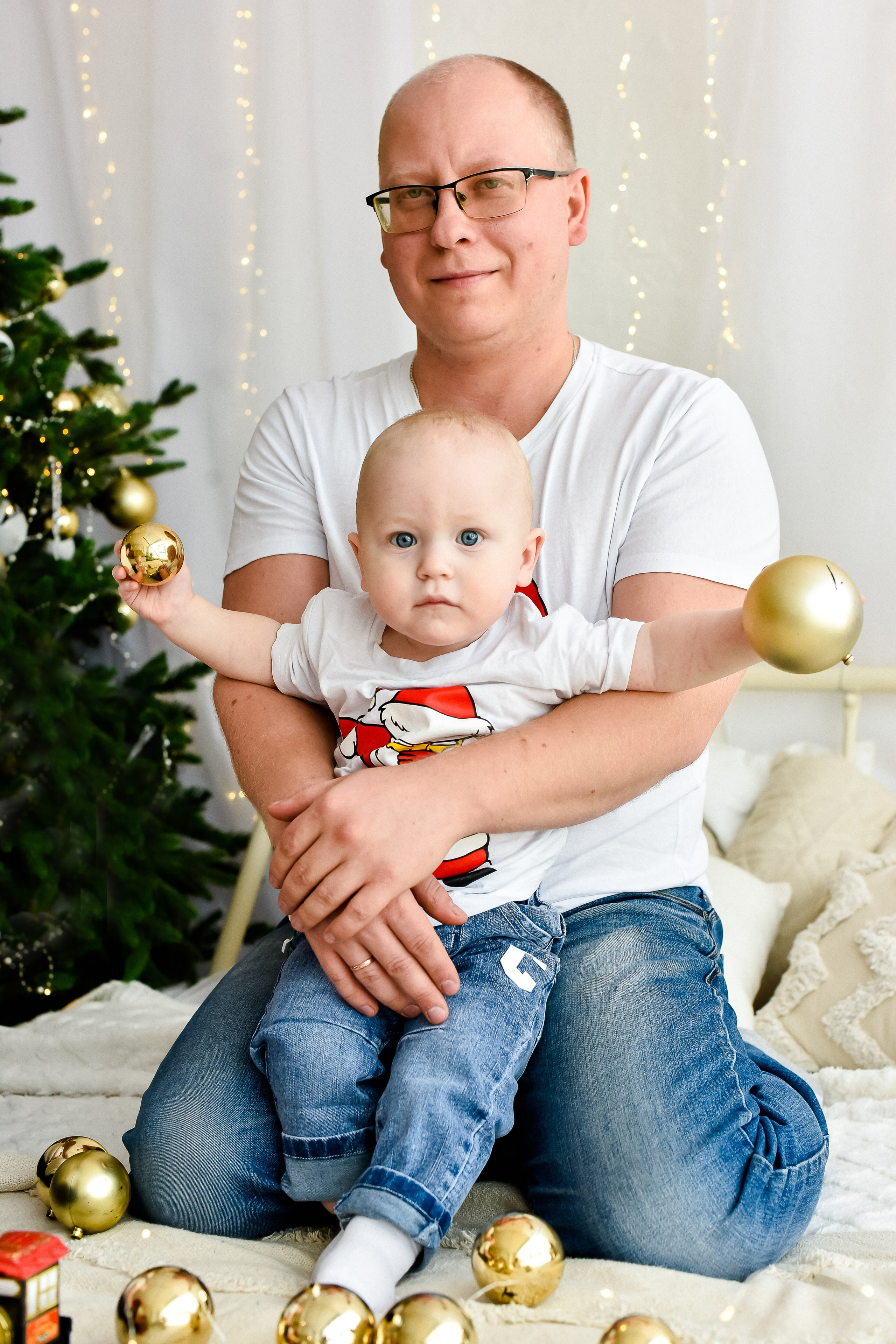 Новогодняя фотосессия для семьи Натальи И Дениса с сыновьями