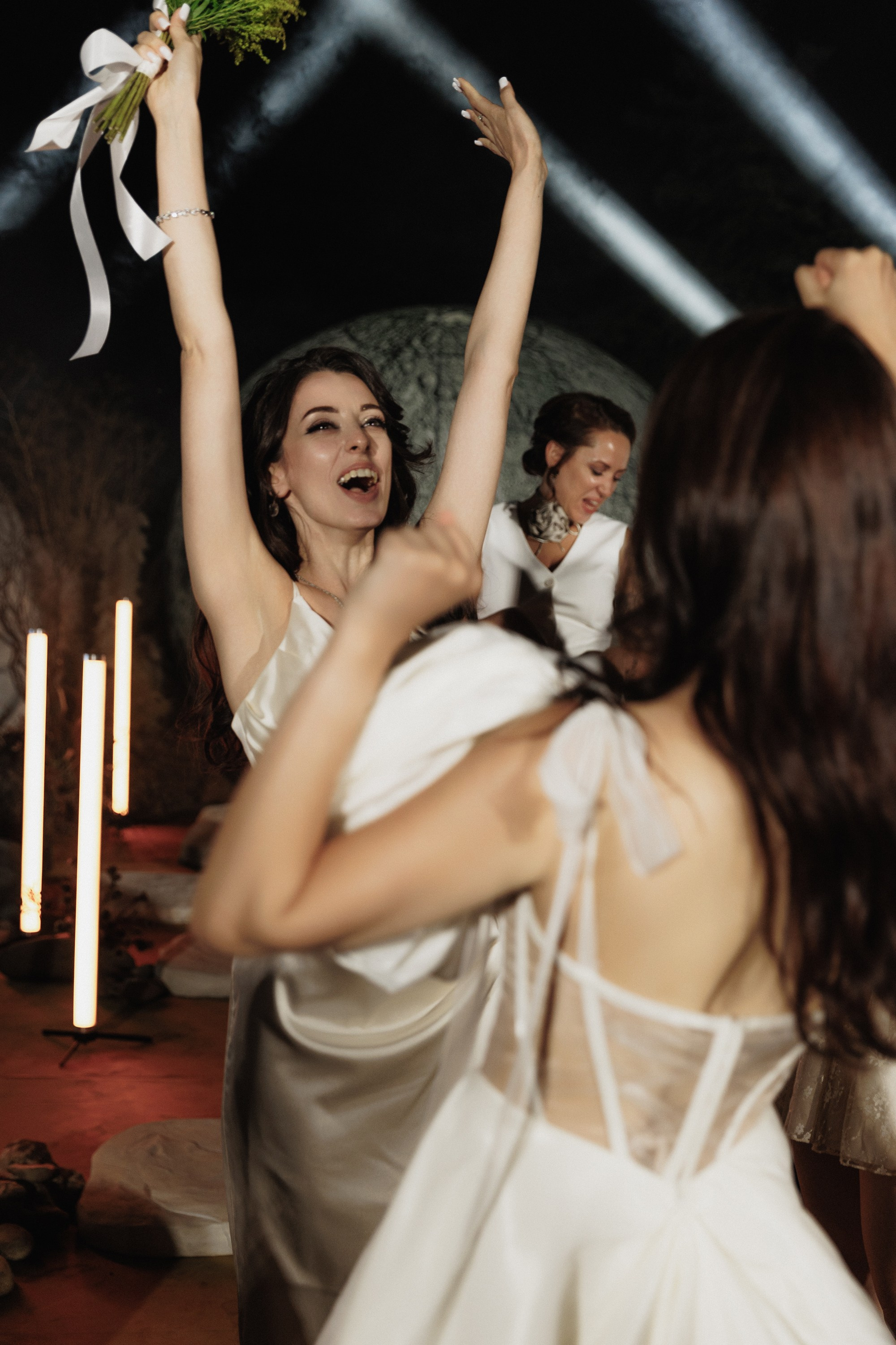 V&E | On The Moon. Свадебная фотография и видеосъёмка