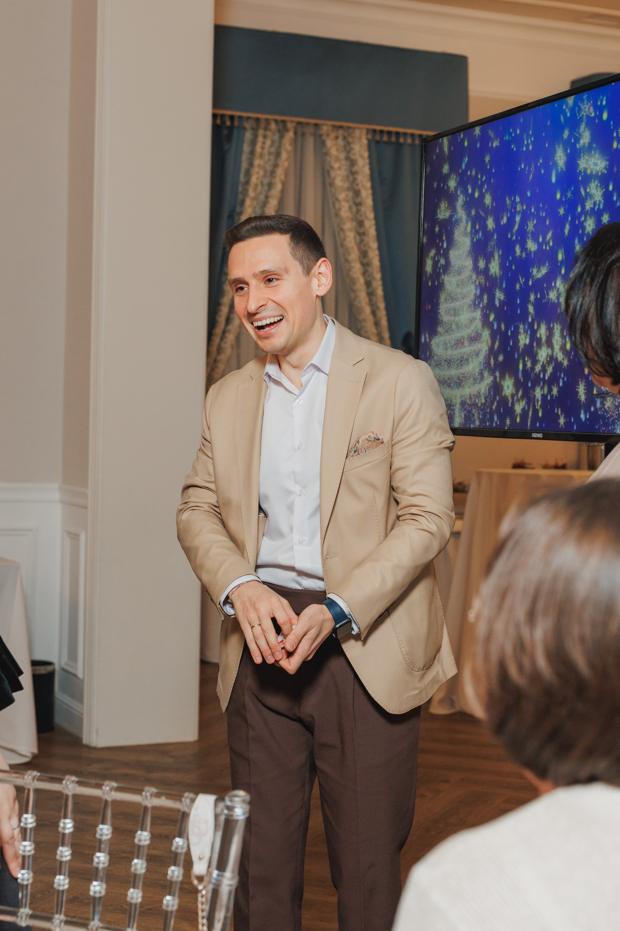 Новогодний корпоратив. Фотограф в Москве Дмитрий Емельянов